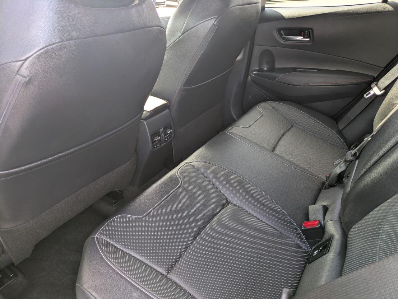 Toyota Corolla view 11