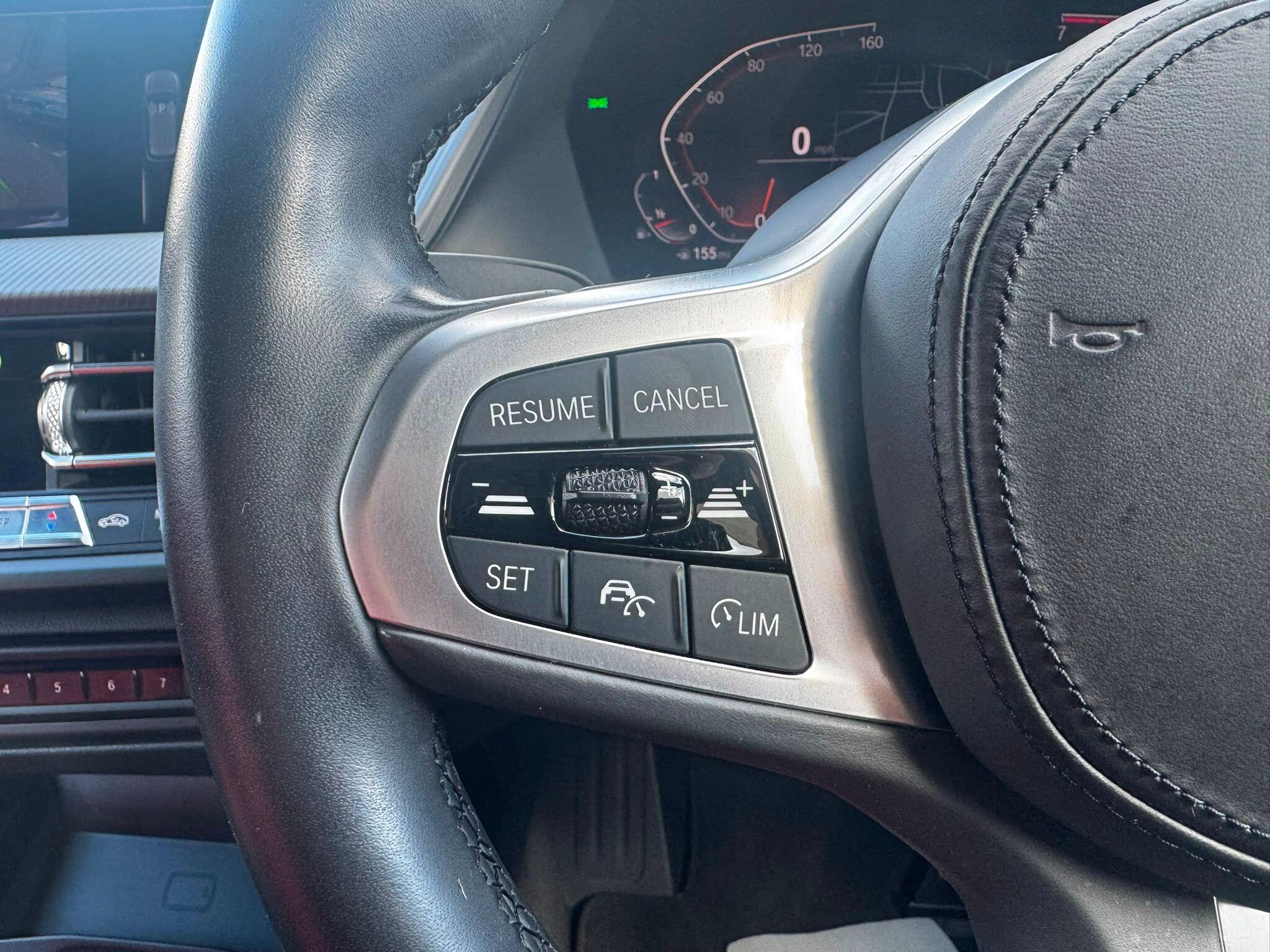 BMW 1 Series view 18