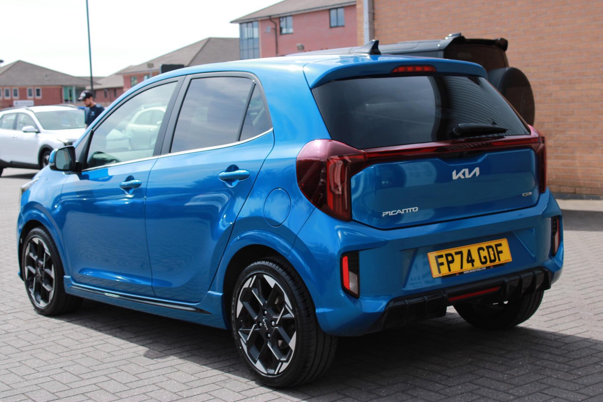 Kia Picanto view 5