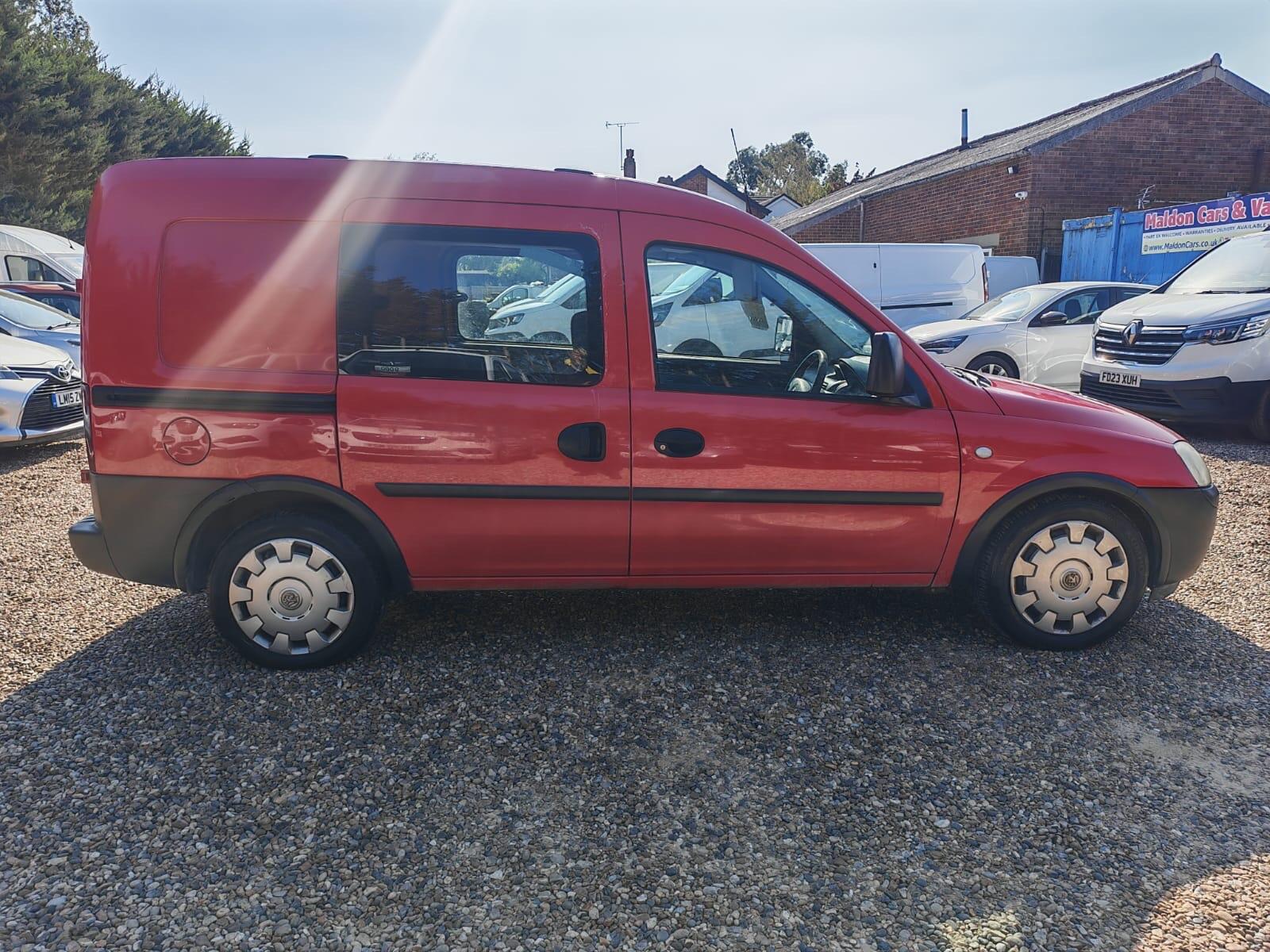 Vauxhall Combo view 6