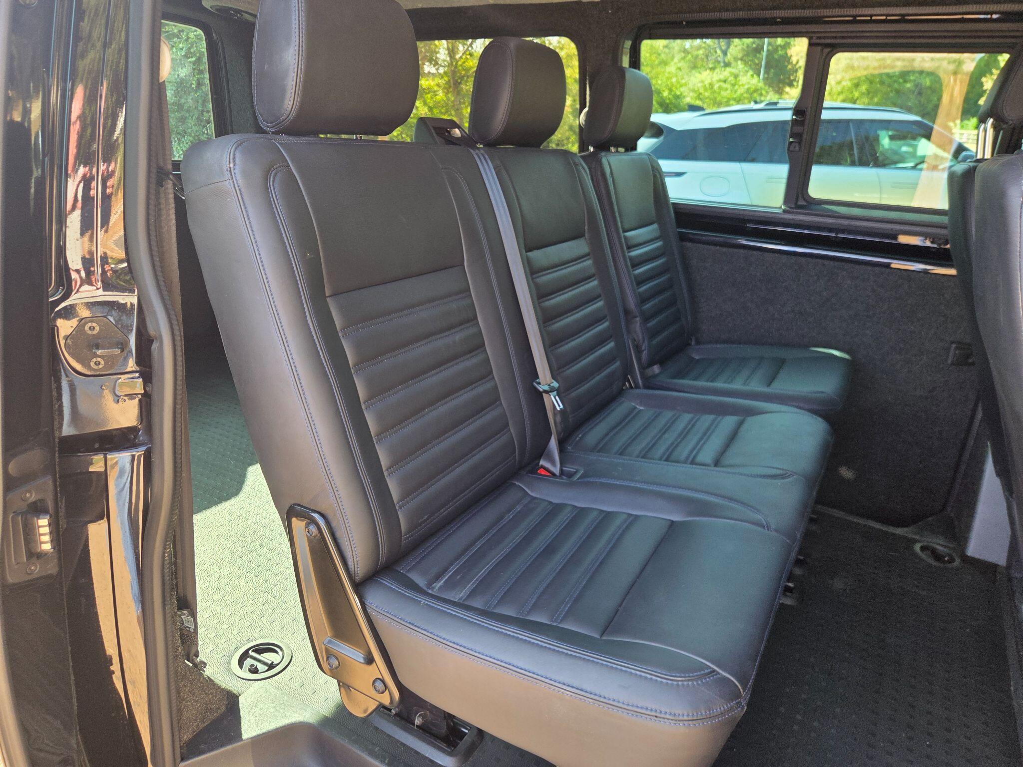 Volkswagen Transporter view 30