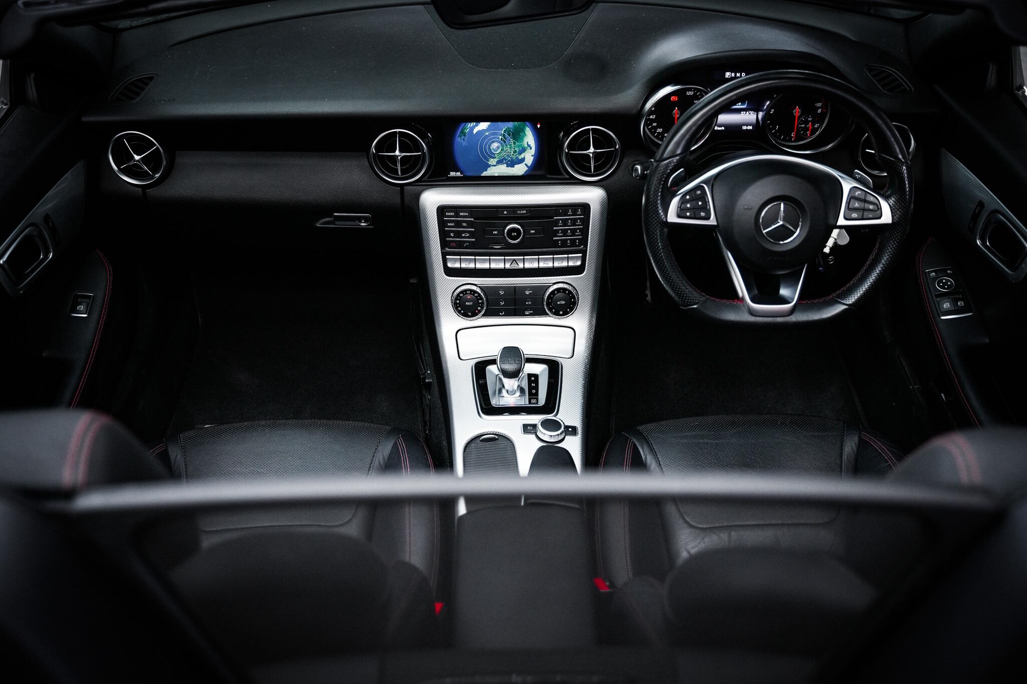 Mercedes-Benz SLC view 20