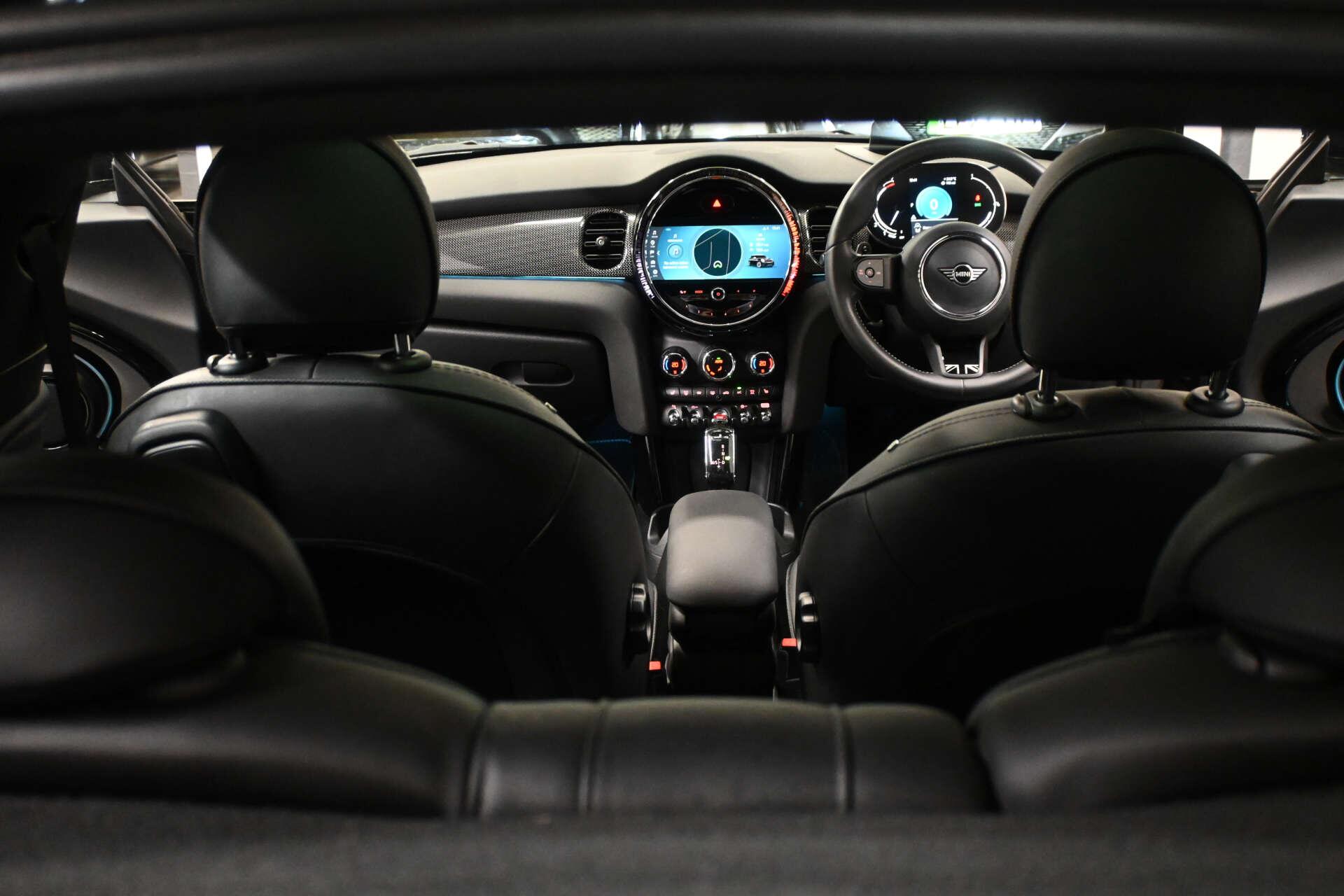 Mini Hatch view 71