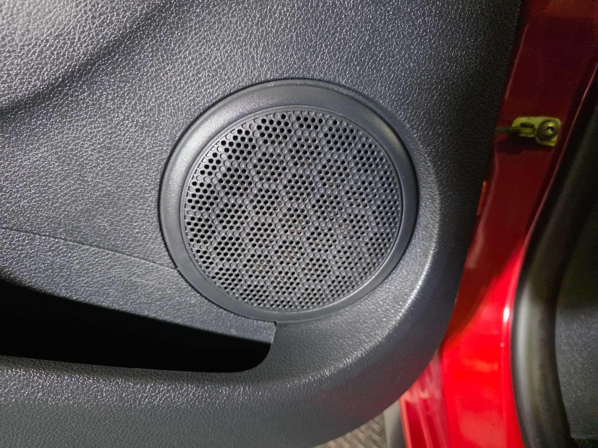 Dacia Sandero view 42