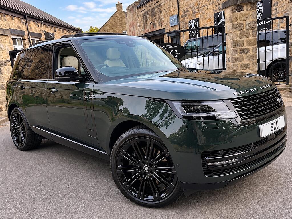 Land Rover Range Rover view 3