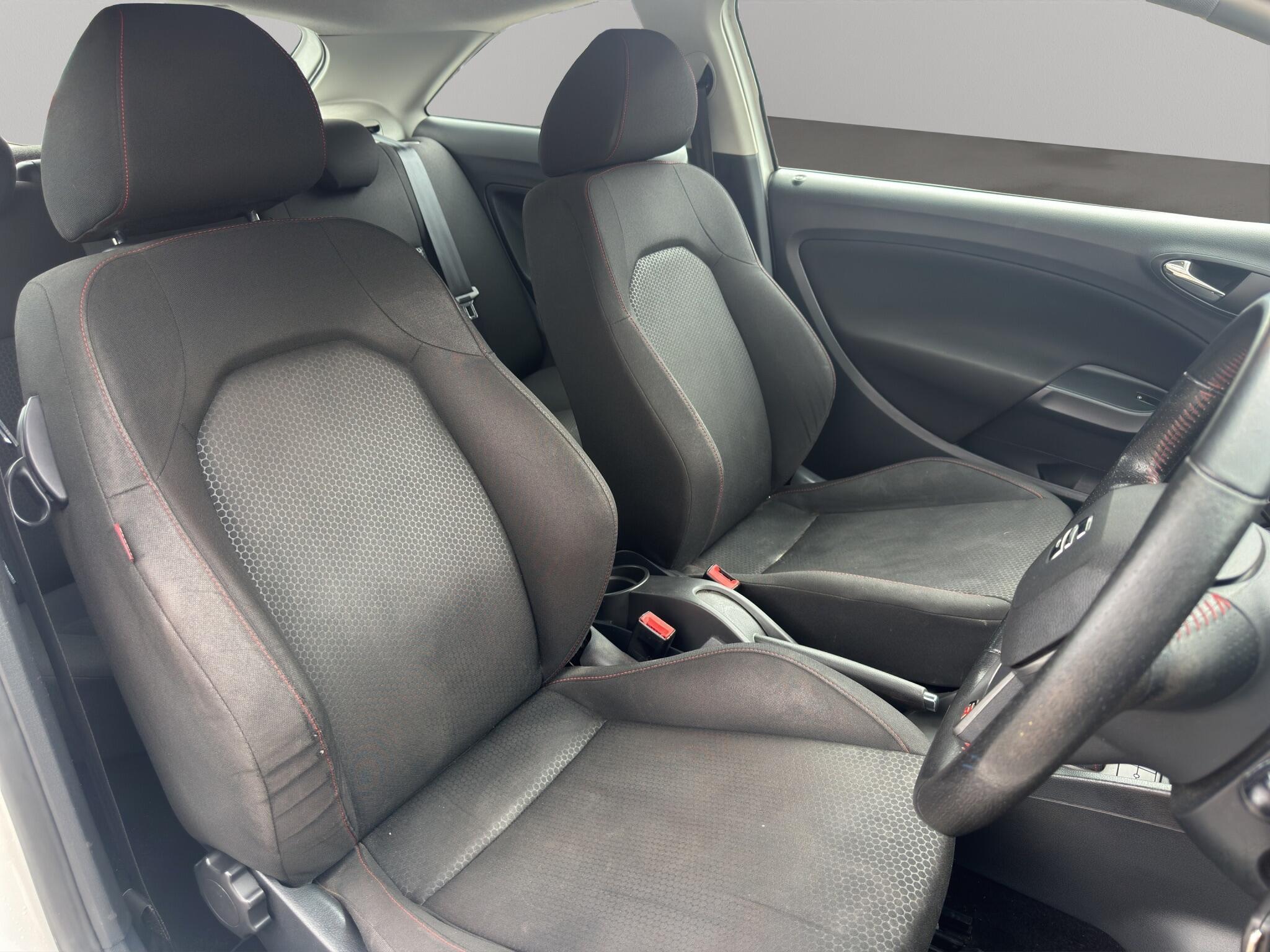 Seat Ibiza view 9