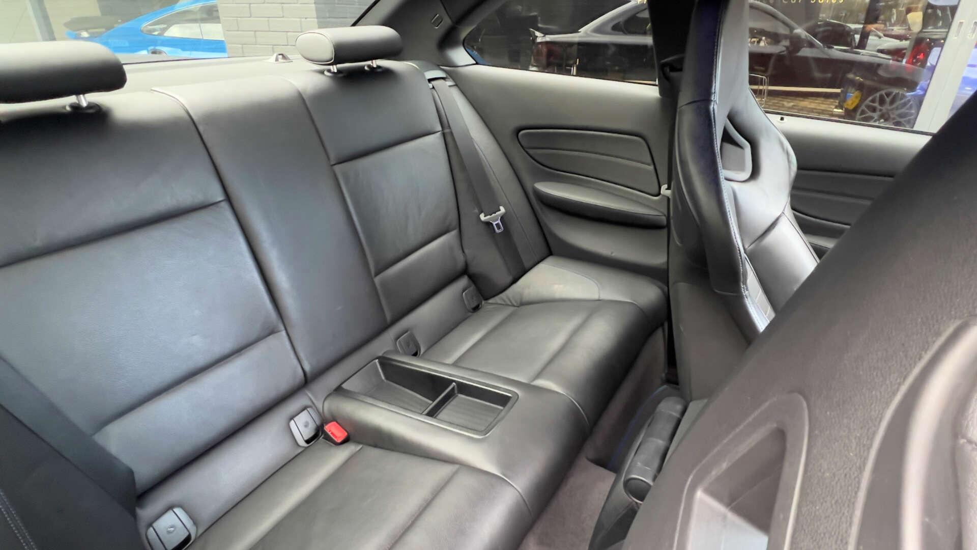 BMW 1 Series view 10