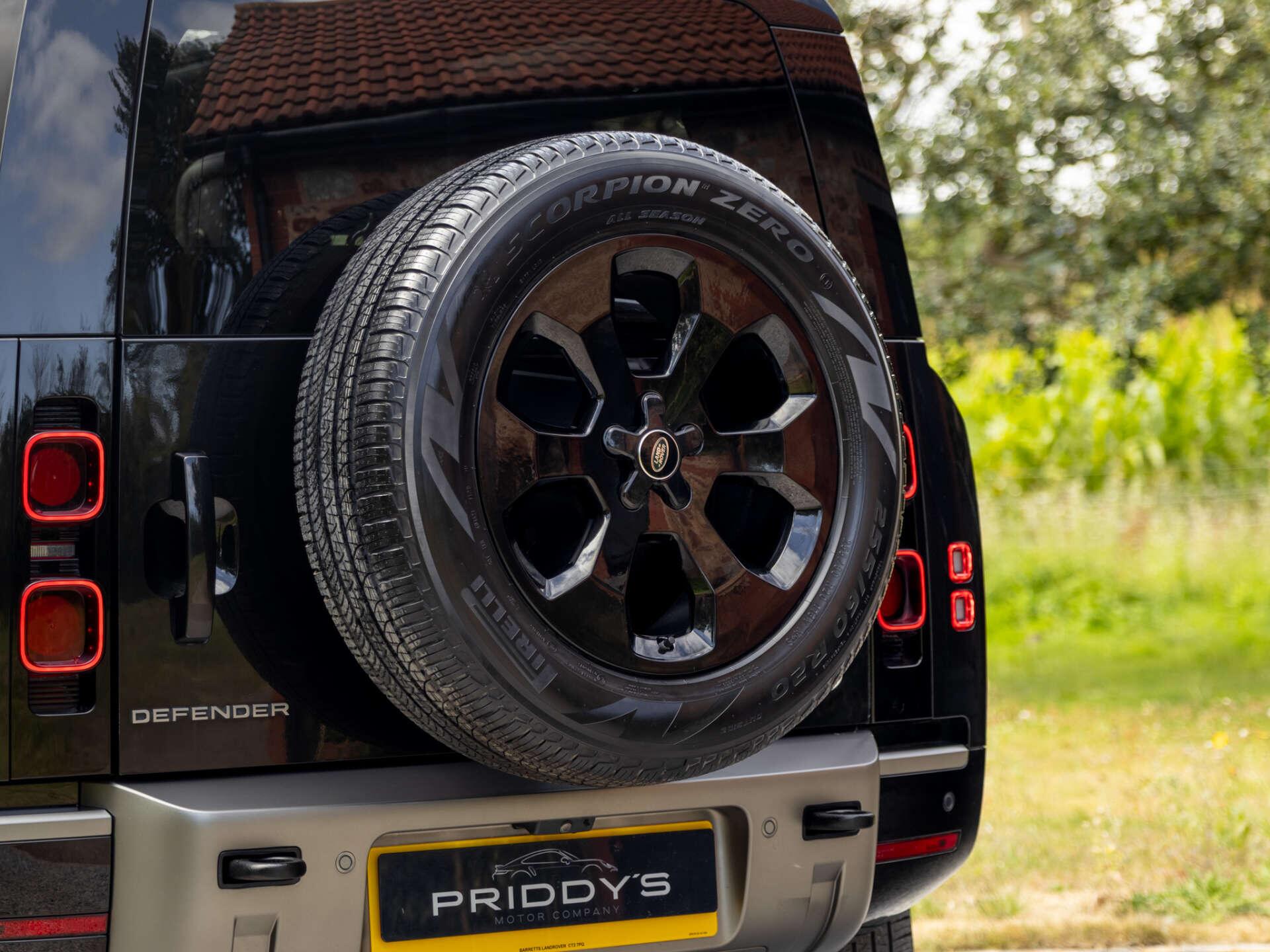 Land Rover Defender view 20