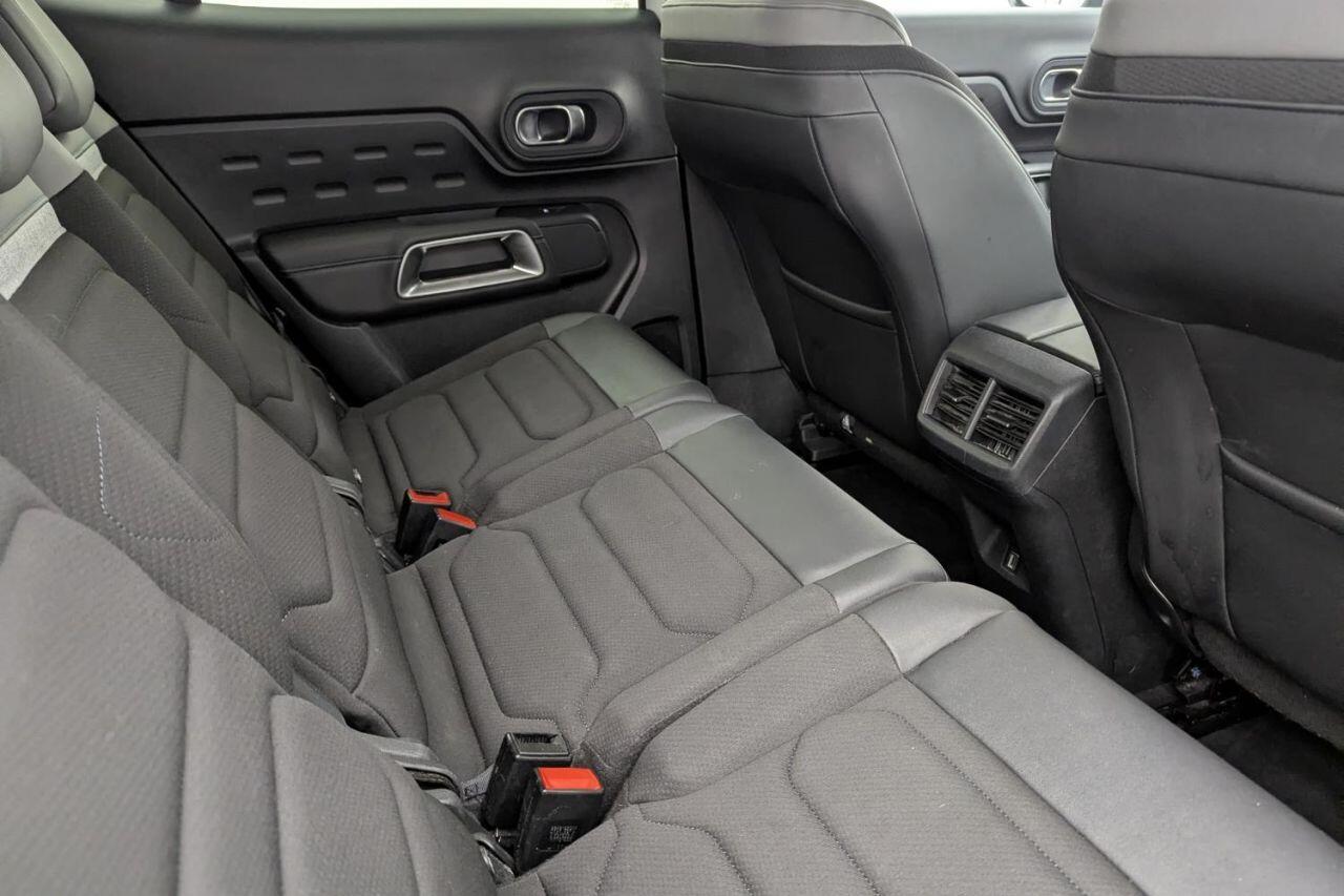 Citroen C5 Aircross view 18