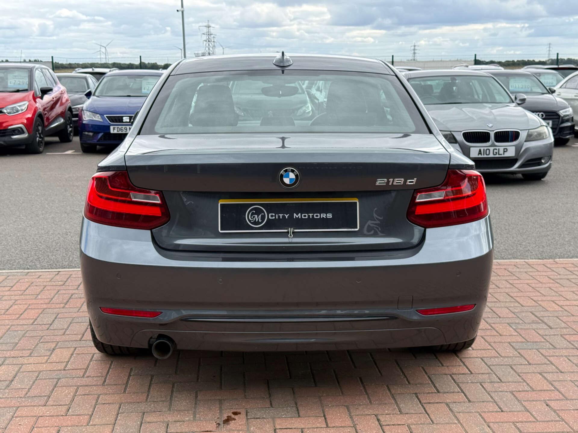 BMW 2 Series view 26