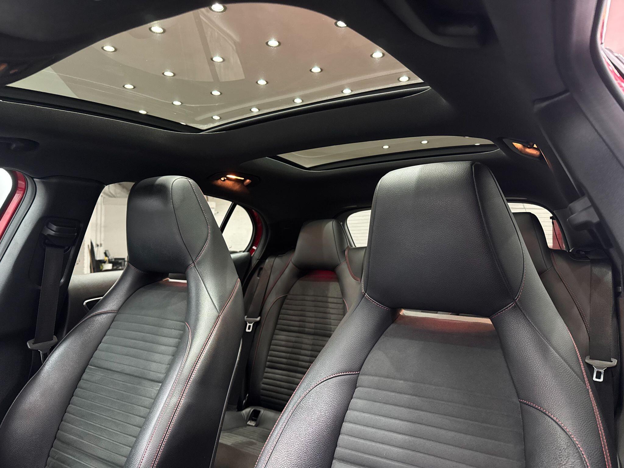Mercedes-Benz GLA view 56