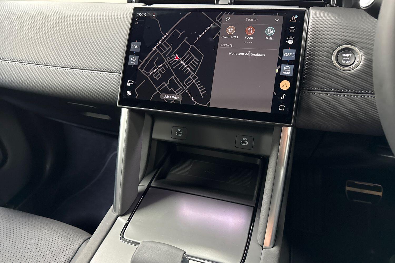 Land Rover Discovery Sport view 13