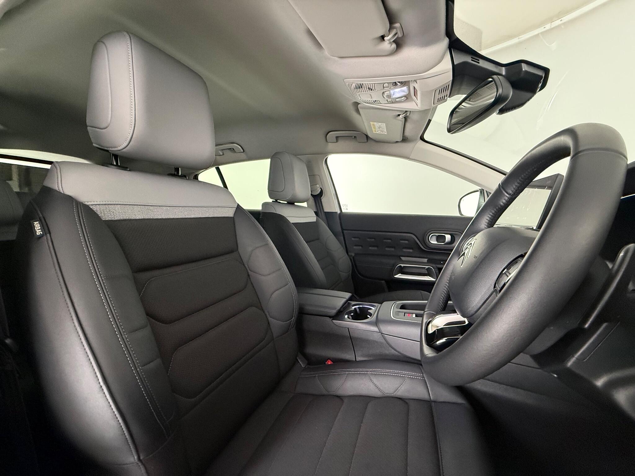 Citroen C5 Aircross view 13