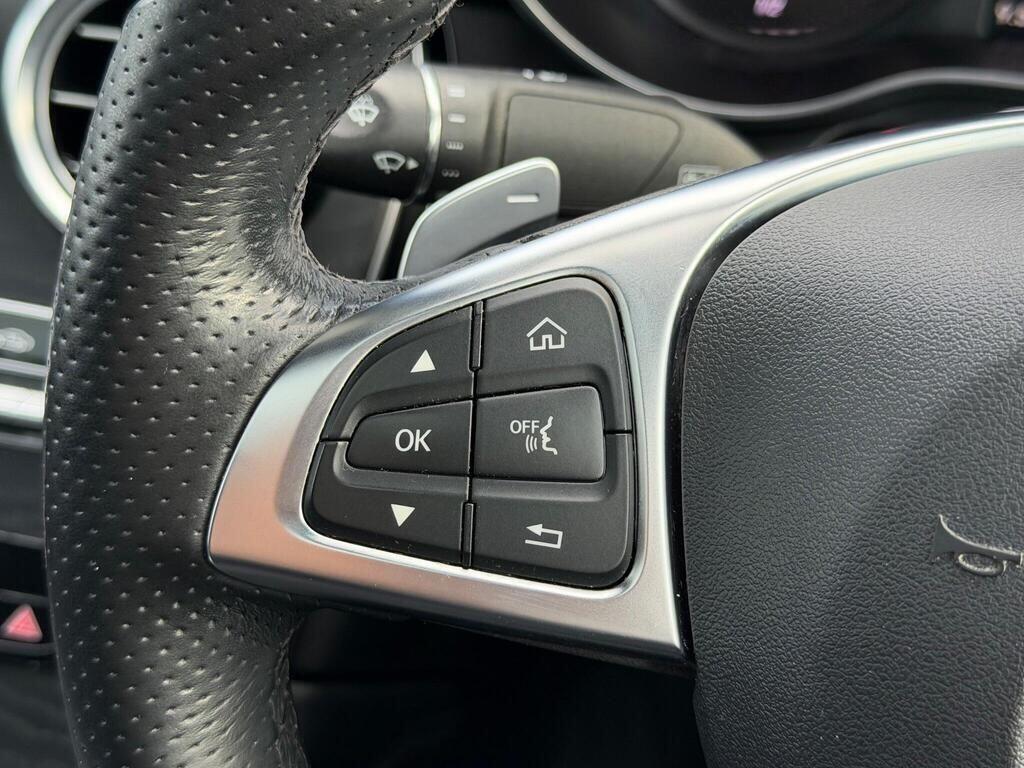 Mercedes-Benz GLC view 28