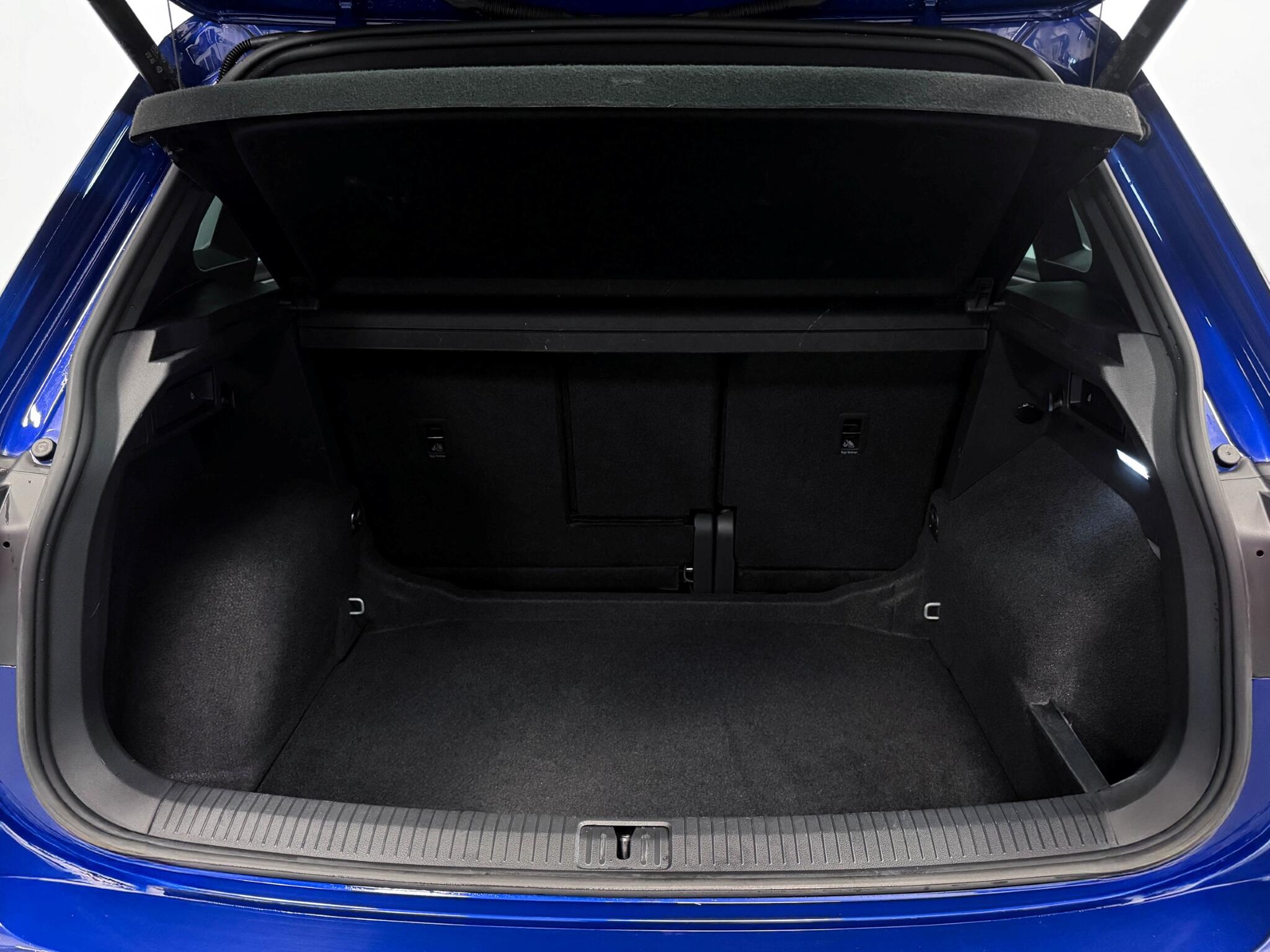 Volkswagen Tiguan view 7