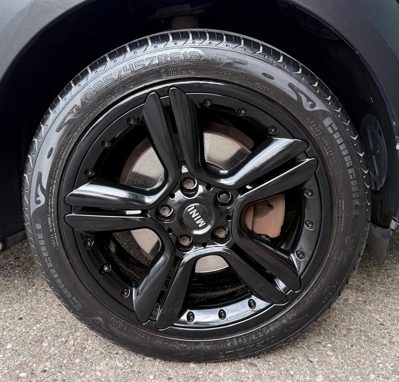 MINI Countryman view 14