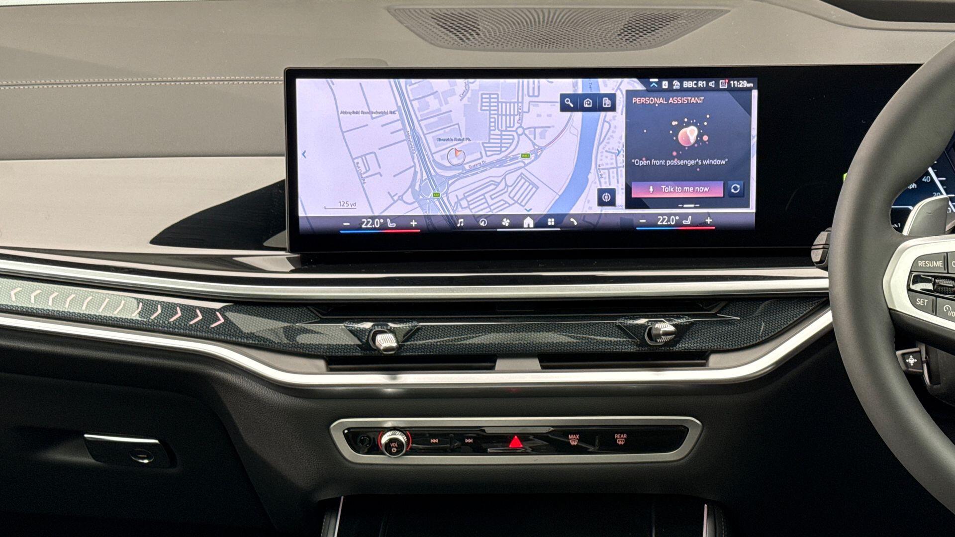 BMW X5 view 8