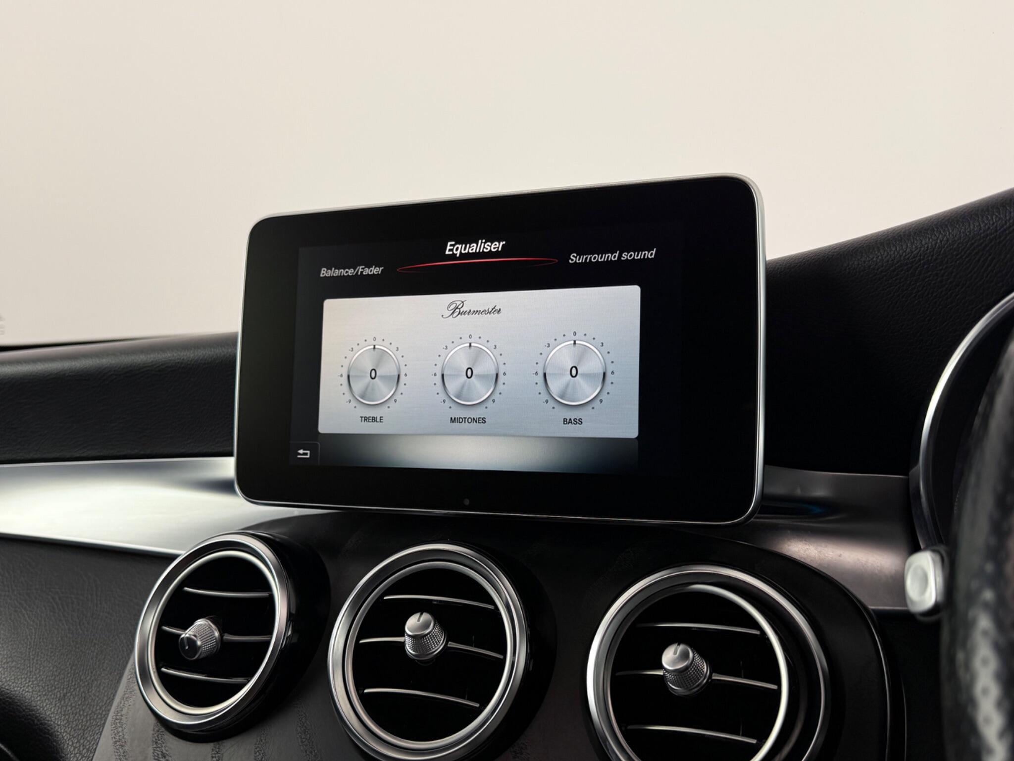 Mercedes-Benz GLC view 26