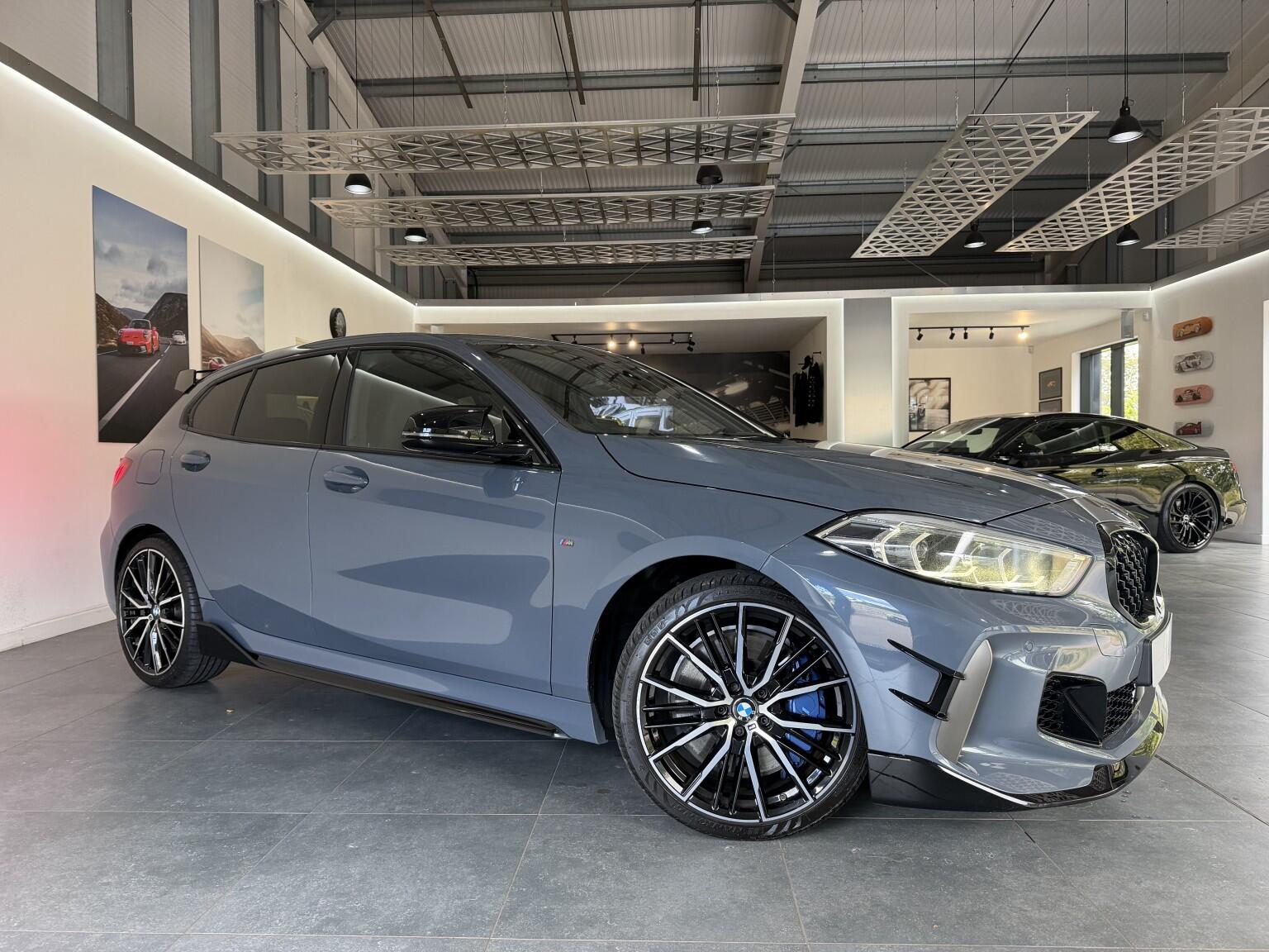 BMW 1 Series view 13