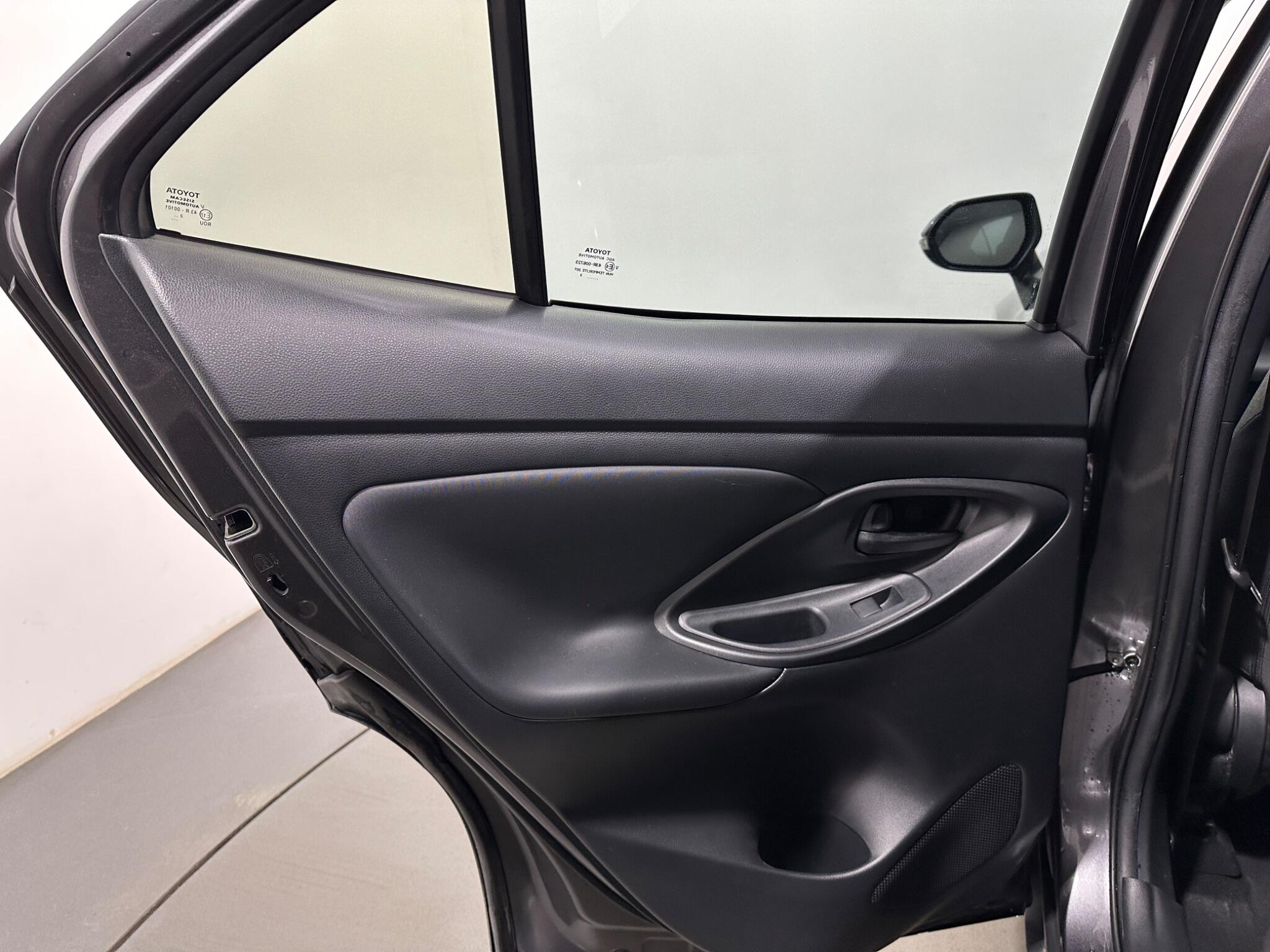Toyota Yaris Cross view 38