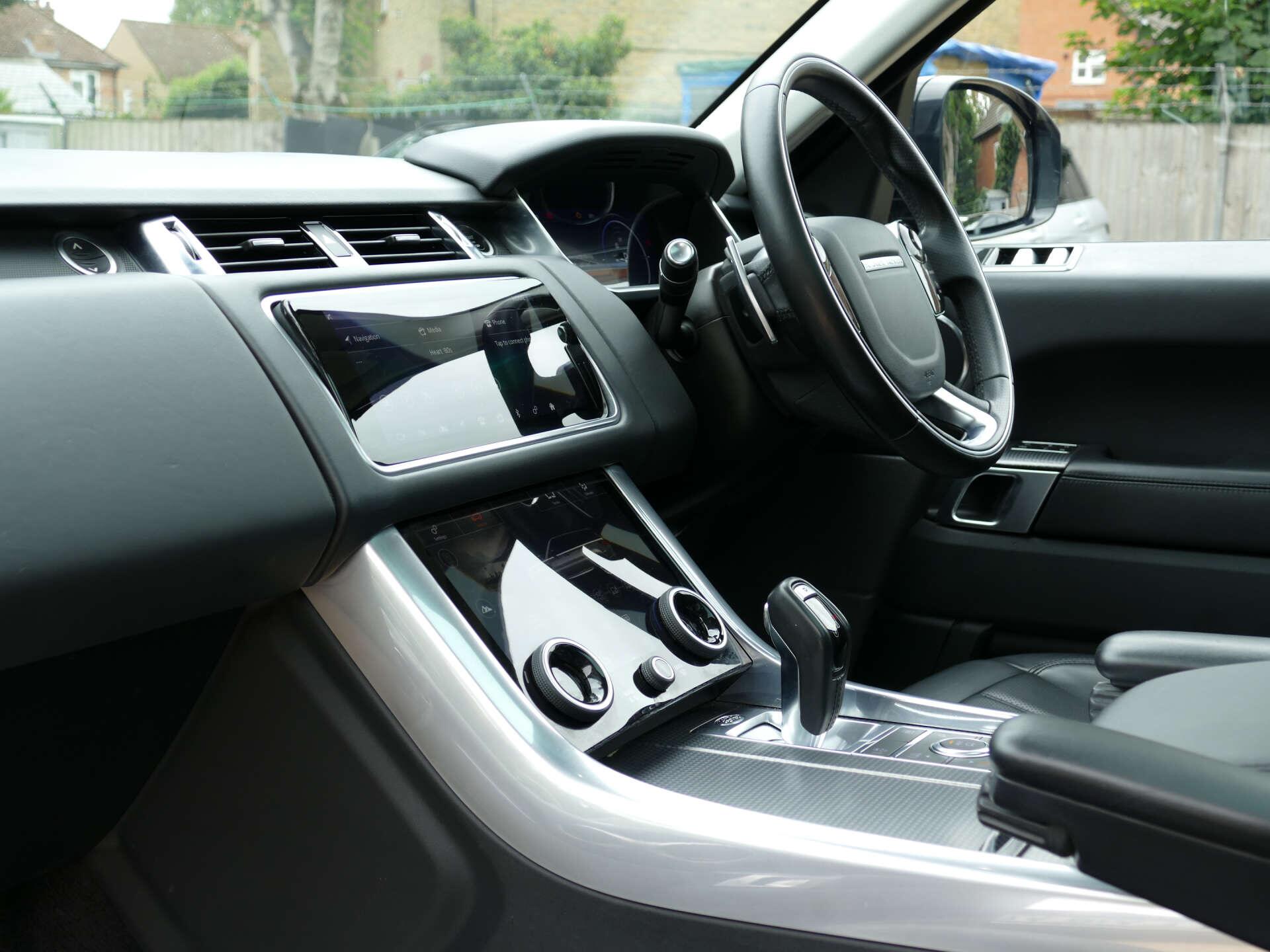 Land Rover Range Rover Sport view 25