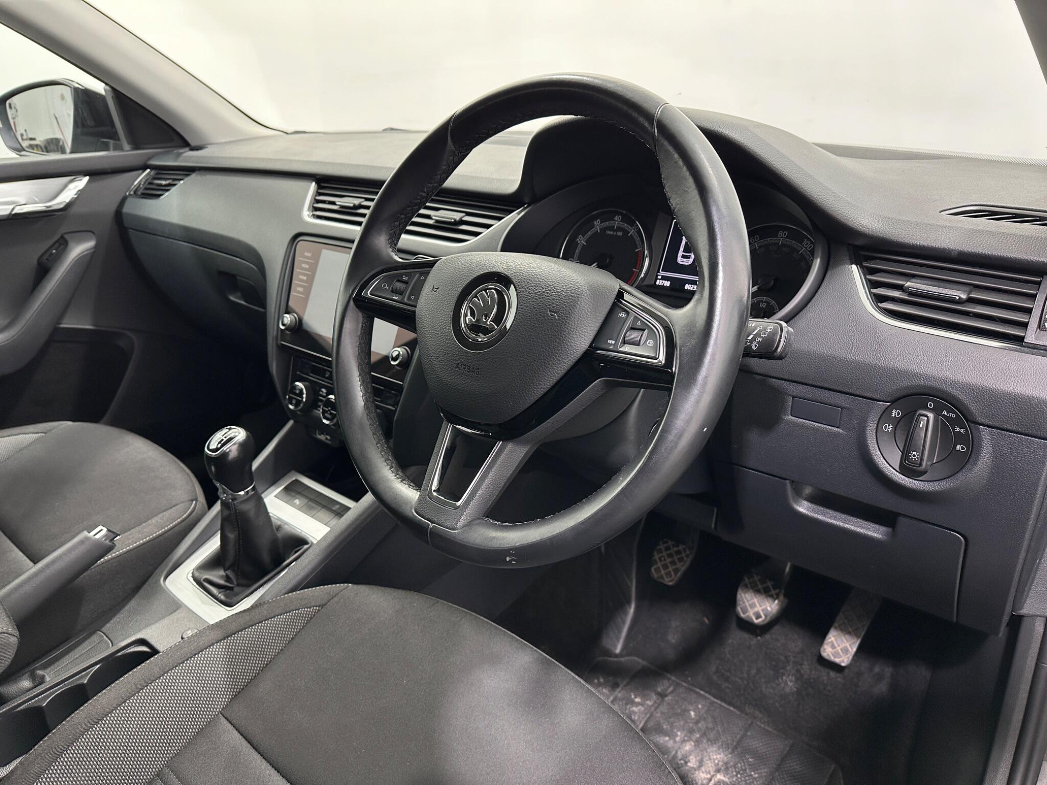 Skoda Octavia view 11