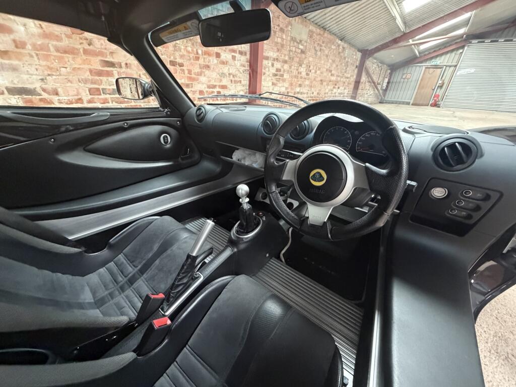 Lotus Elise view 19