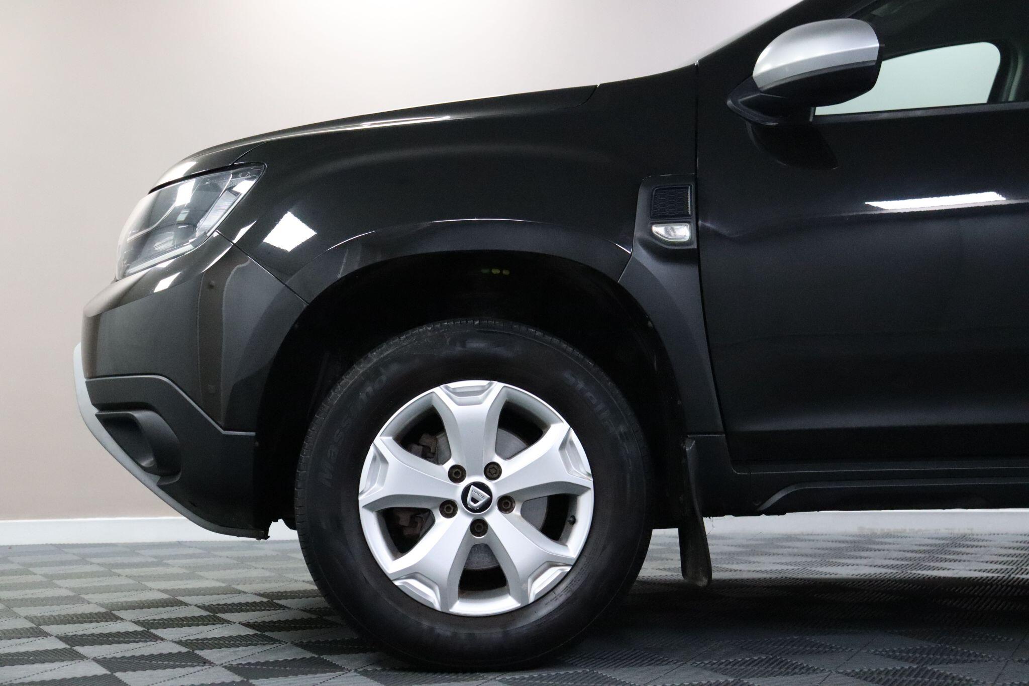 Dacia Duster view 27
