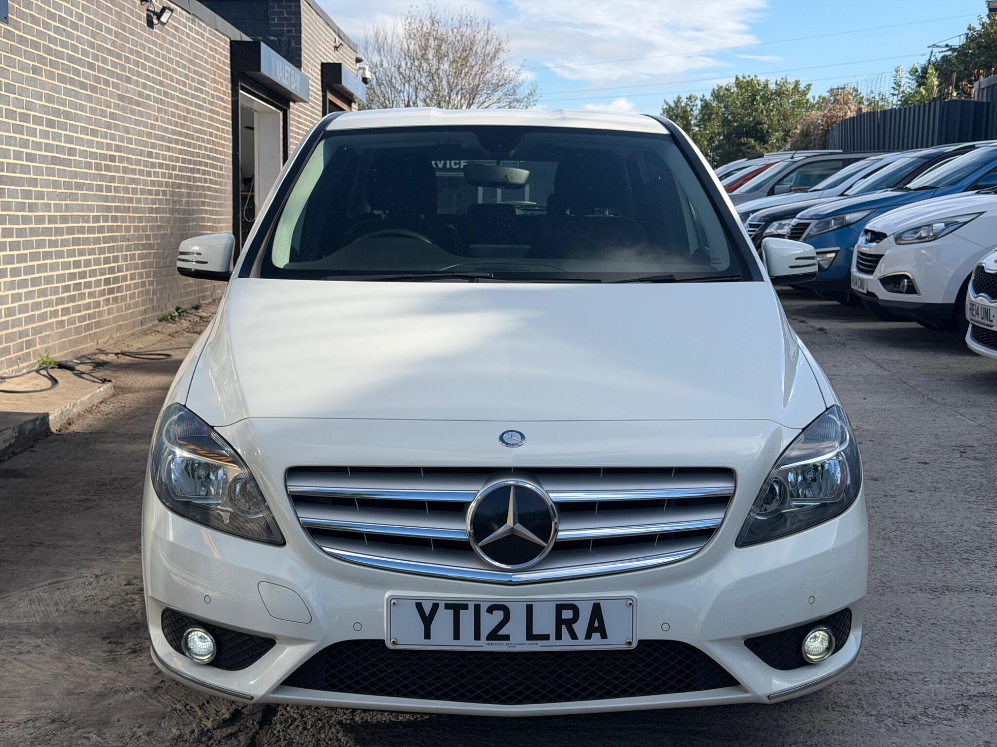 Mercedes-Benz B-Class view 2