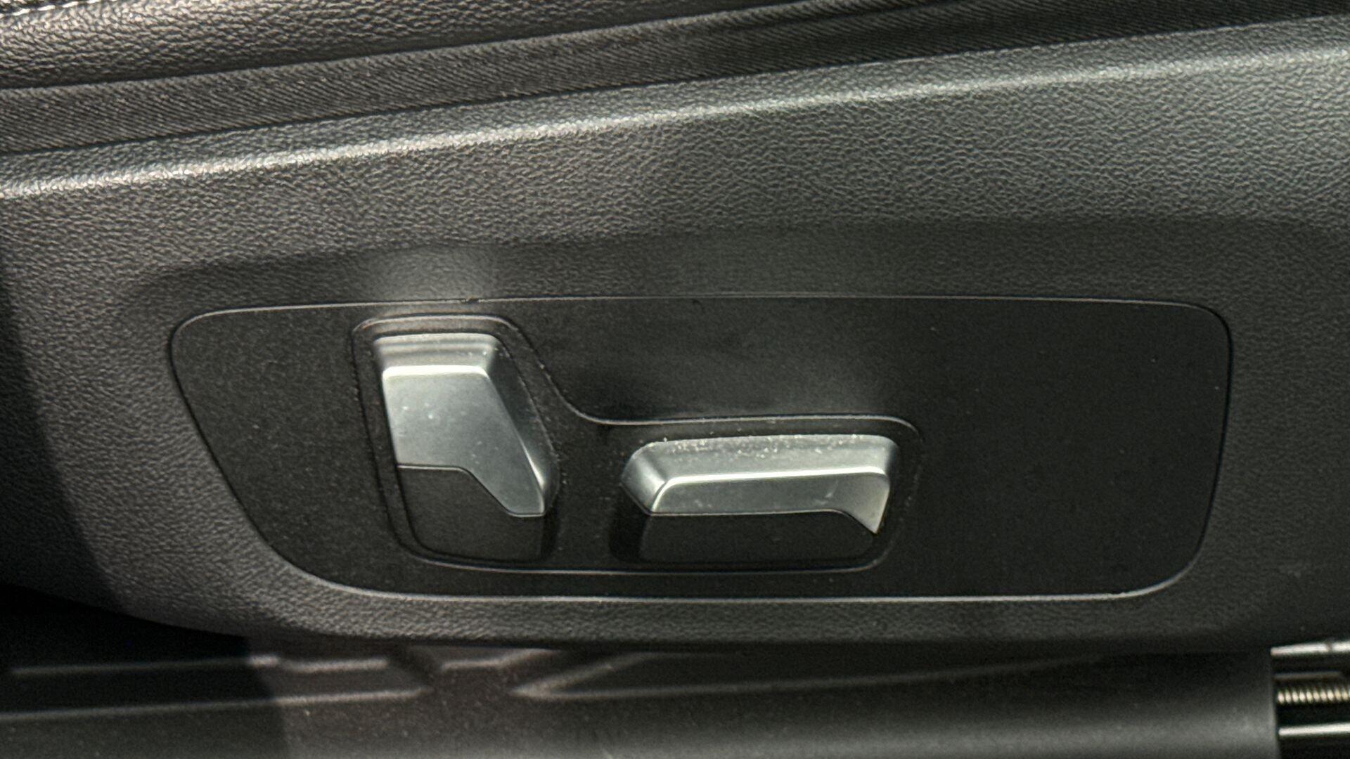 BMW X3 view 31