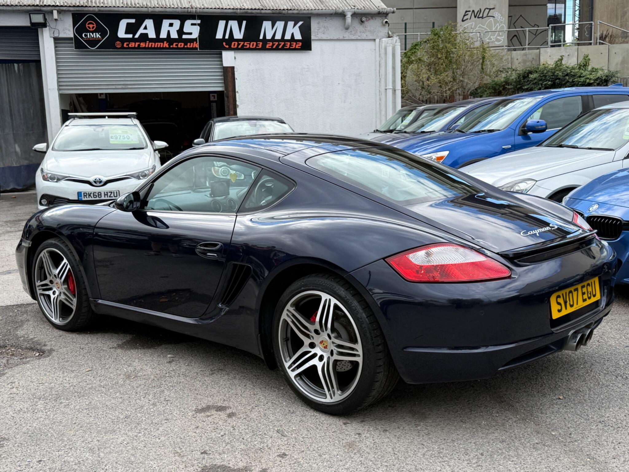 Porsche Cayman - Image 10