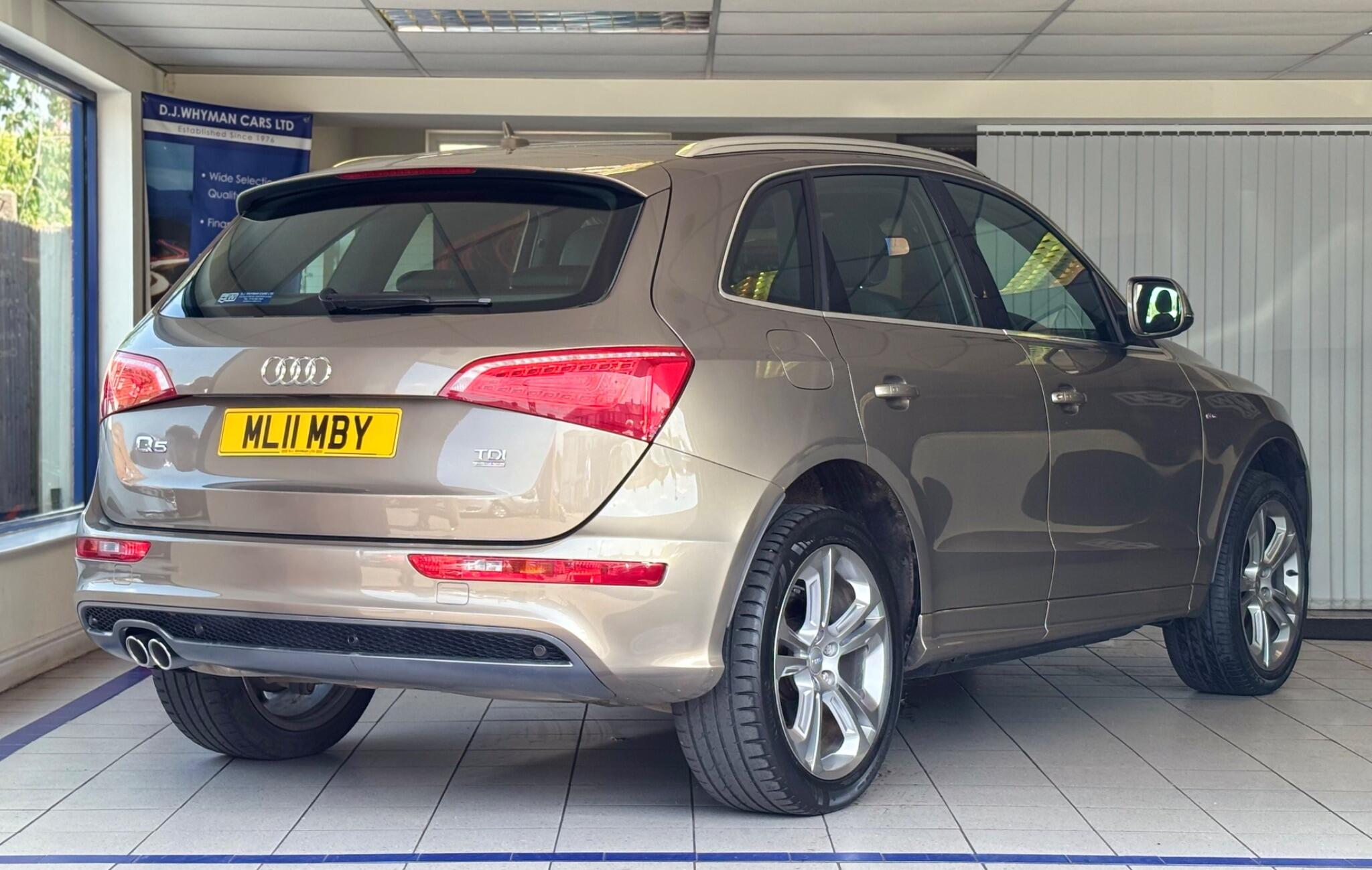 Audi Q5 view 7