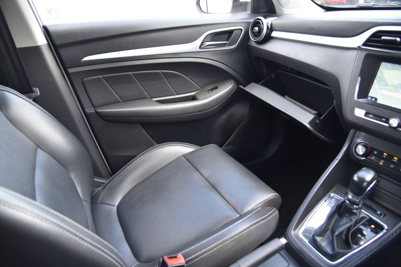 MG MG ZS view 45