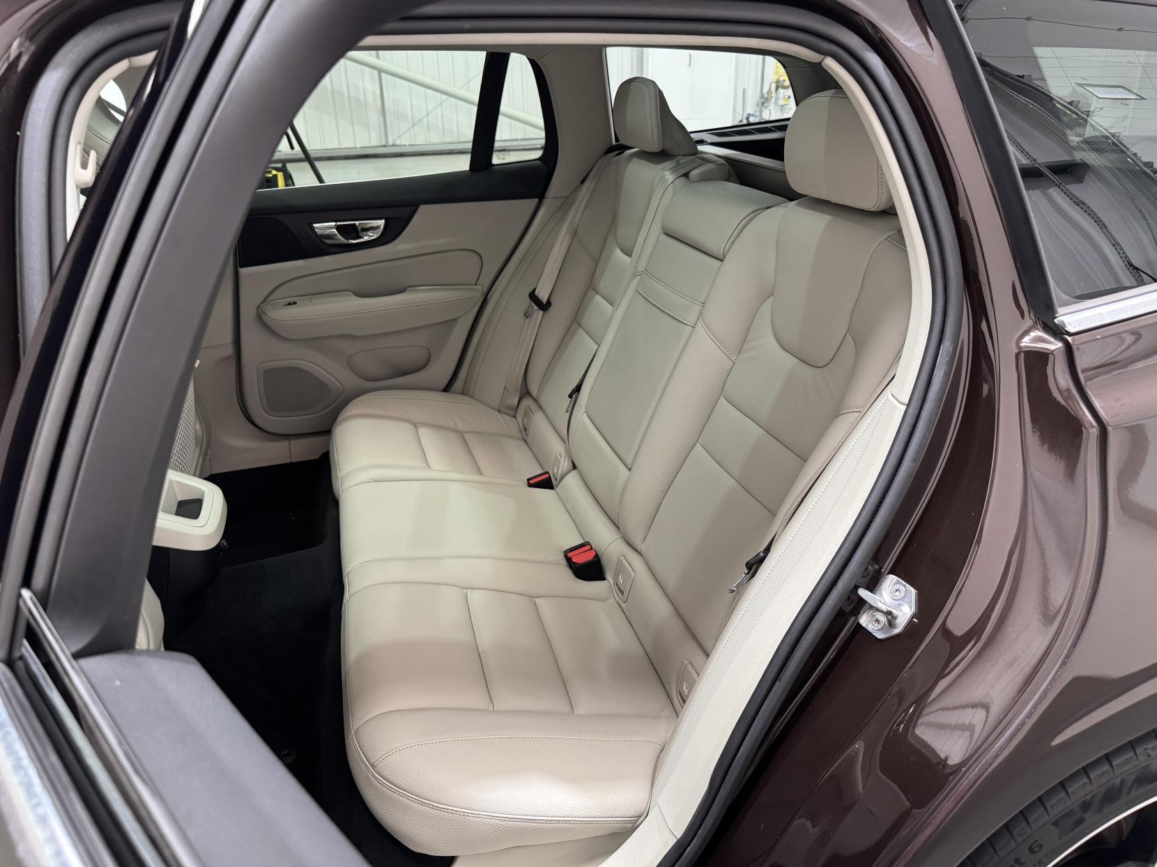 Volvo V60 view 53