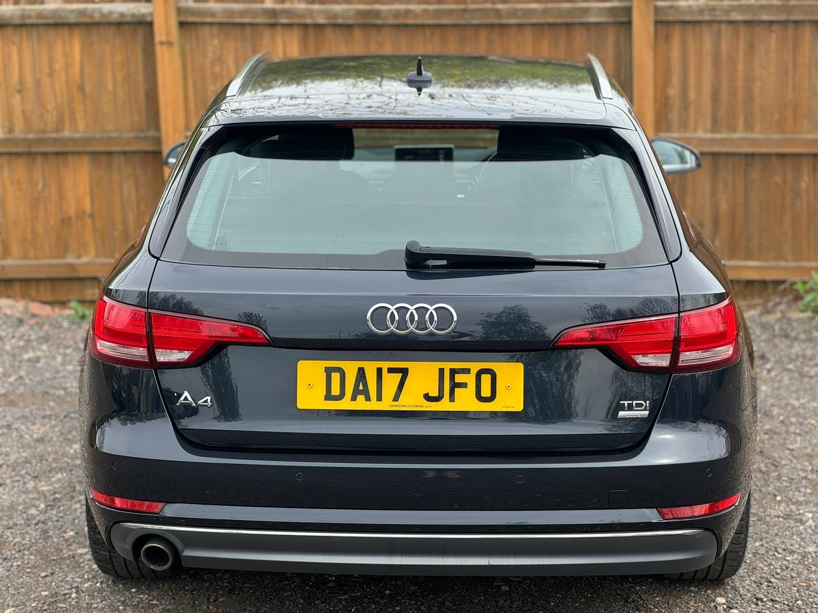 Audi A4 view 11