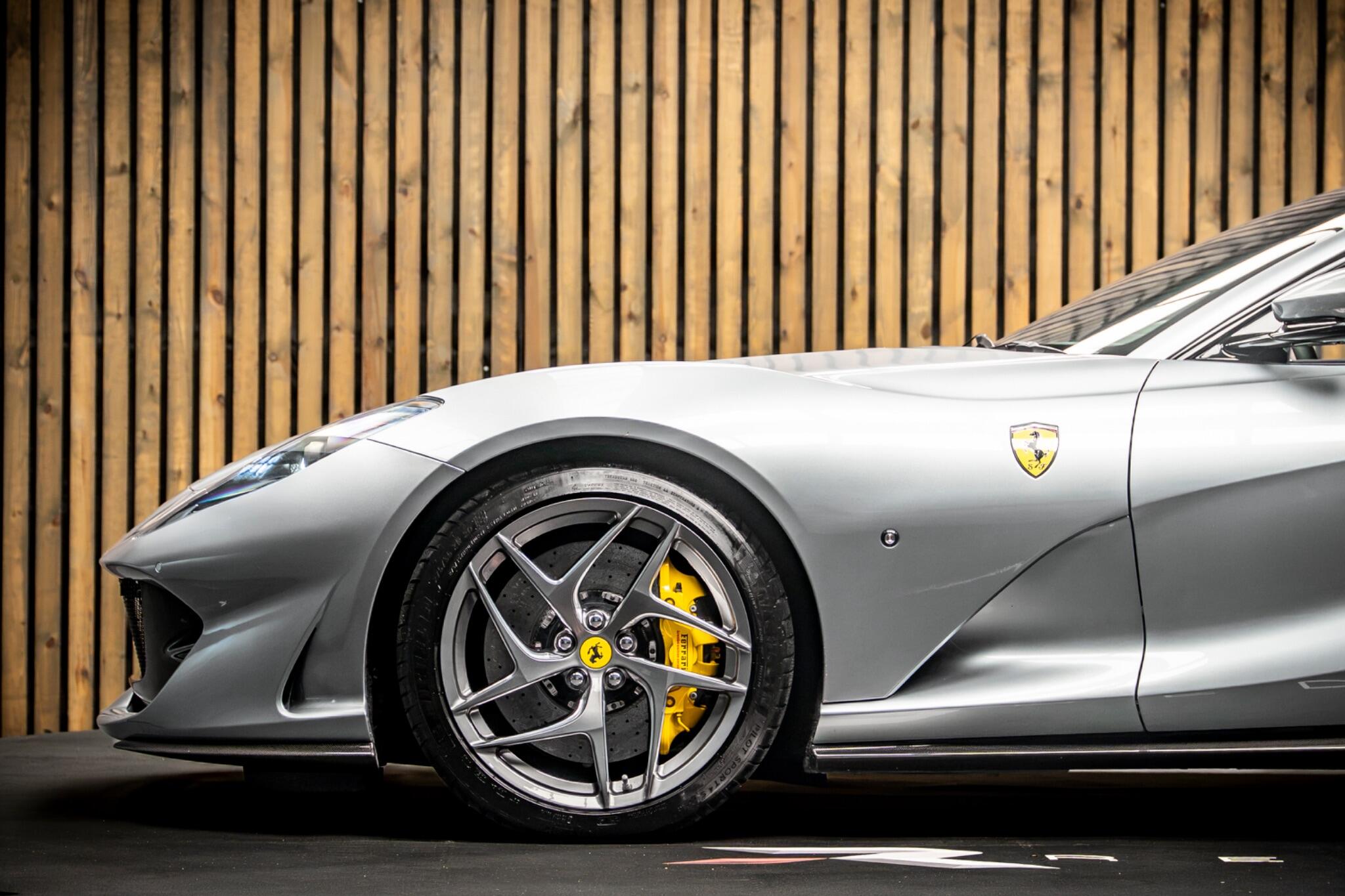 Ferrari 812 view 9