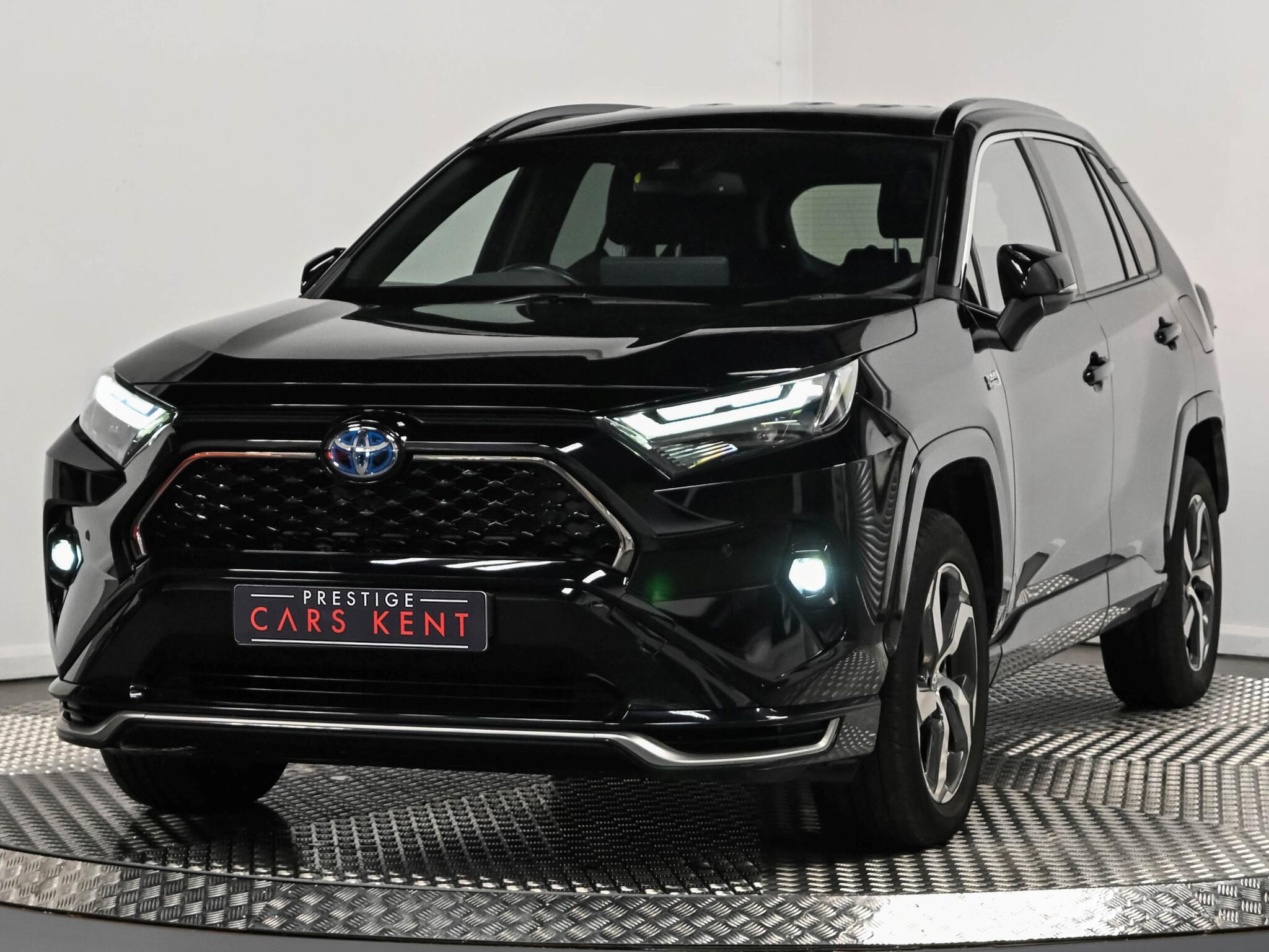 Toyota RAV4 view 6