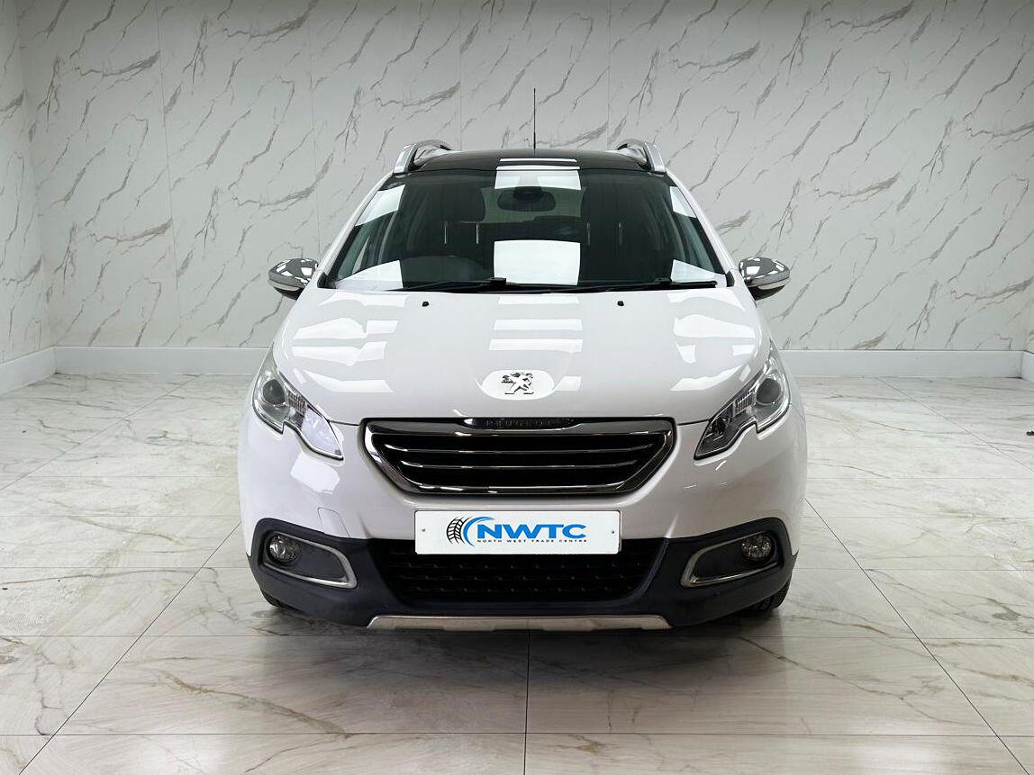 Peugeot 2008 view 5