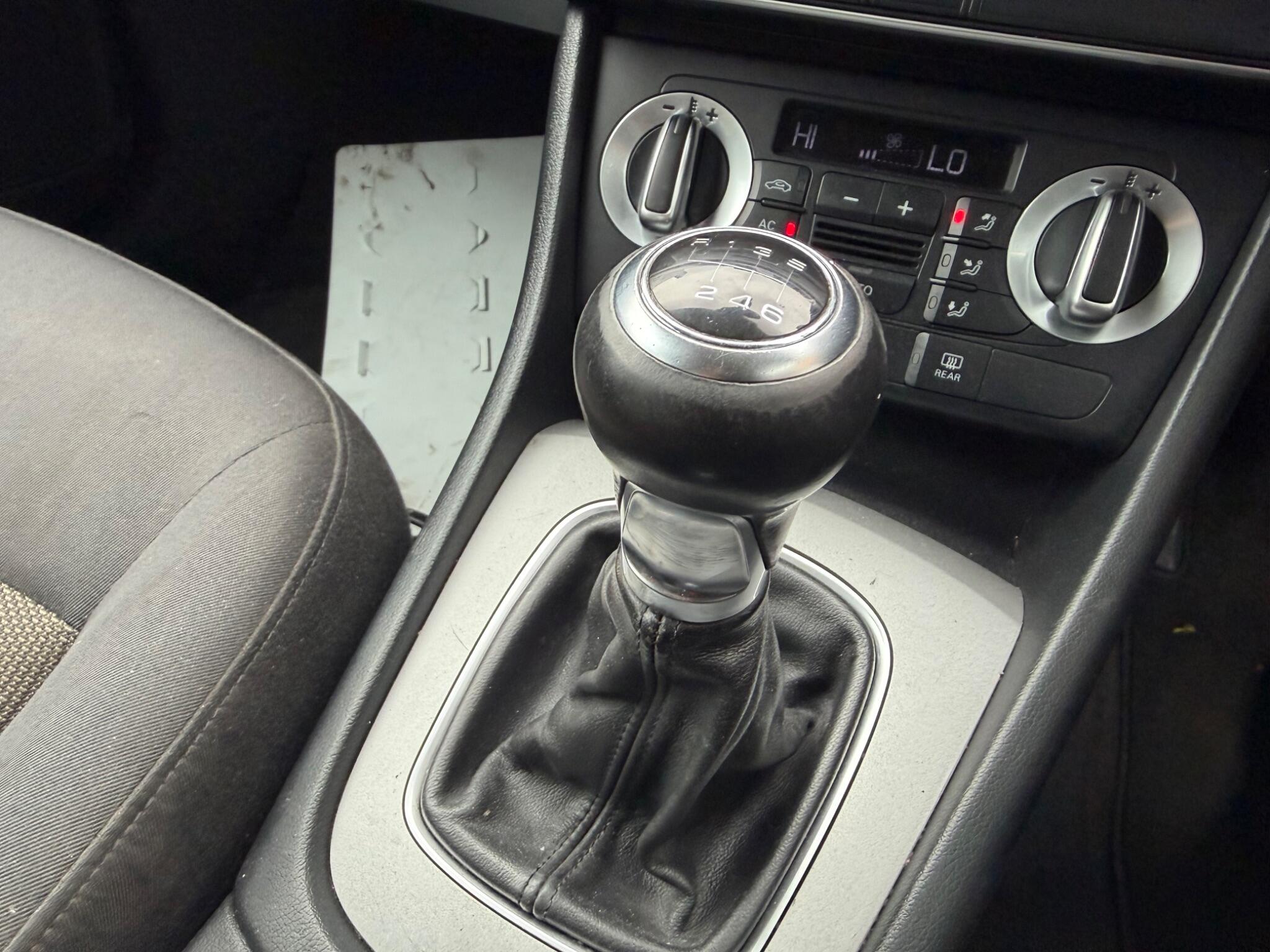 Audi Q3 view 31
