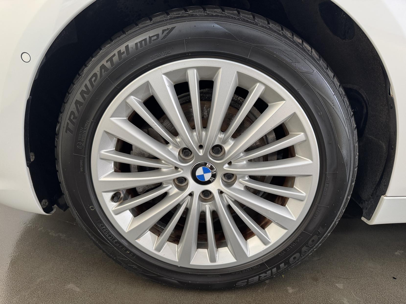BMW 2 Series Active Tourer view 57