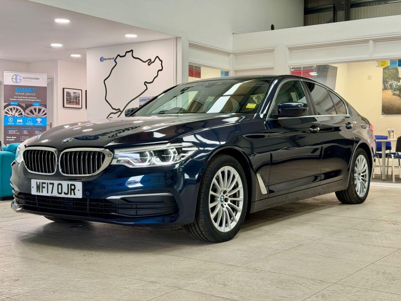 BMW 5 Series view 10