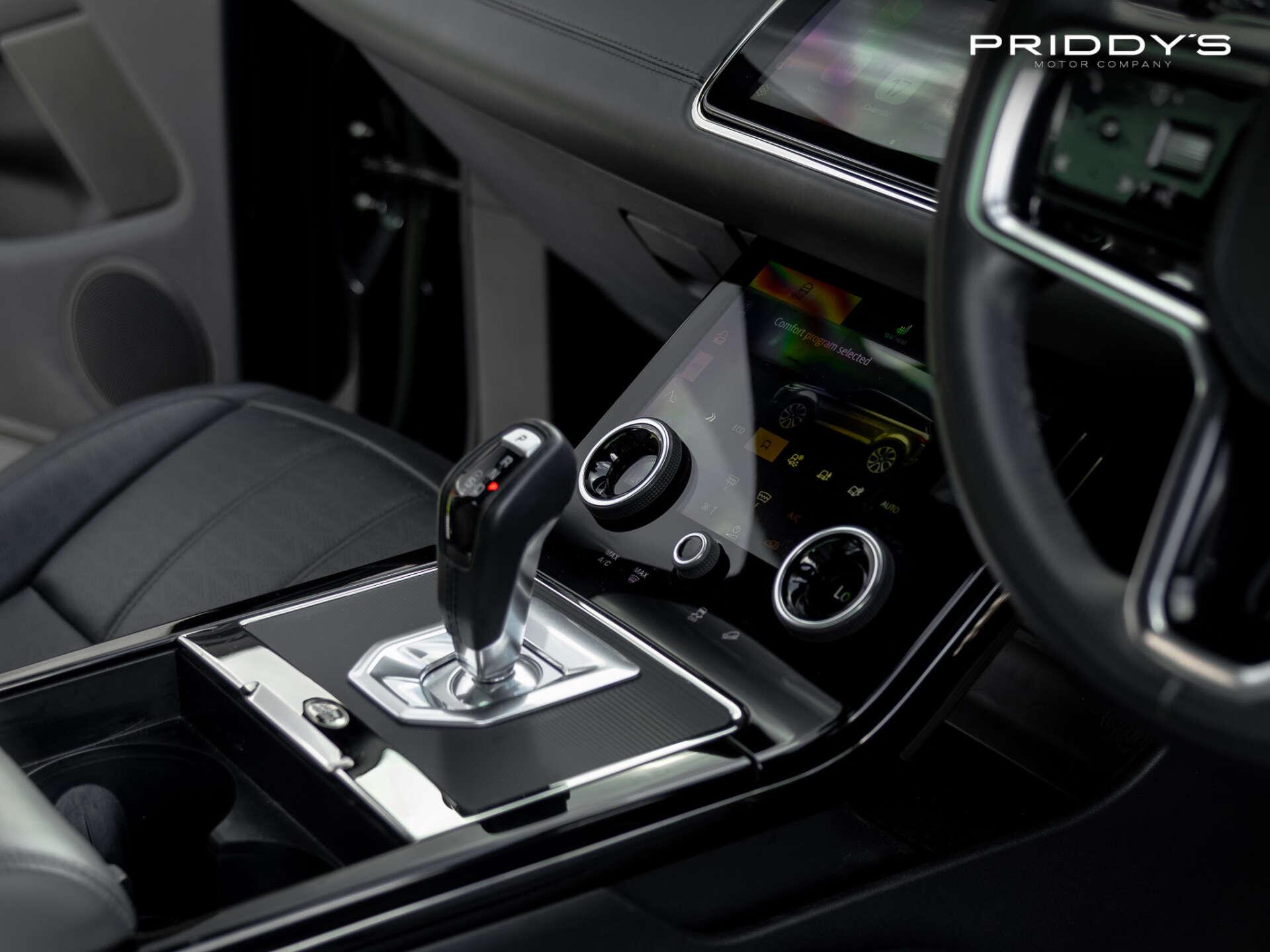 Land Rover Range Rover Evoque view 22