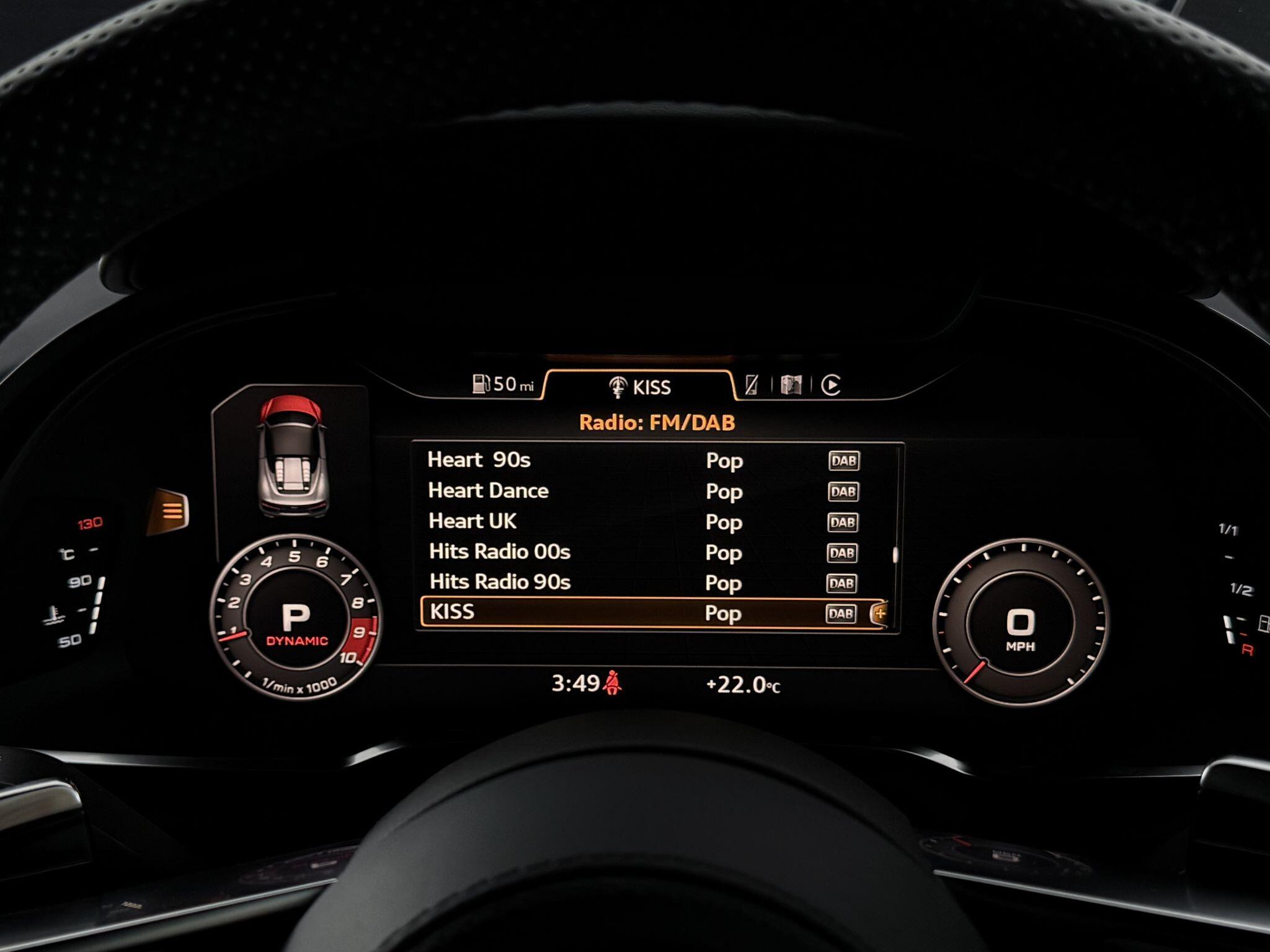 Audi R8 view 31