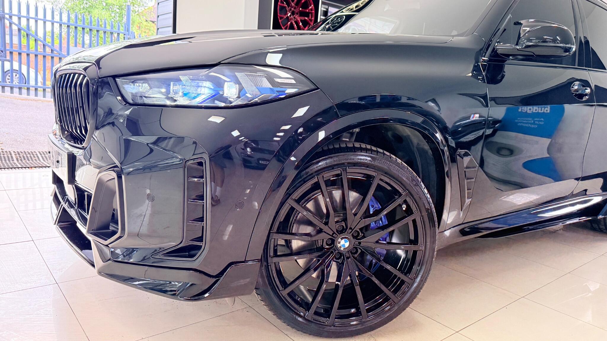 BMW X5 view 9
