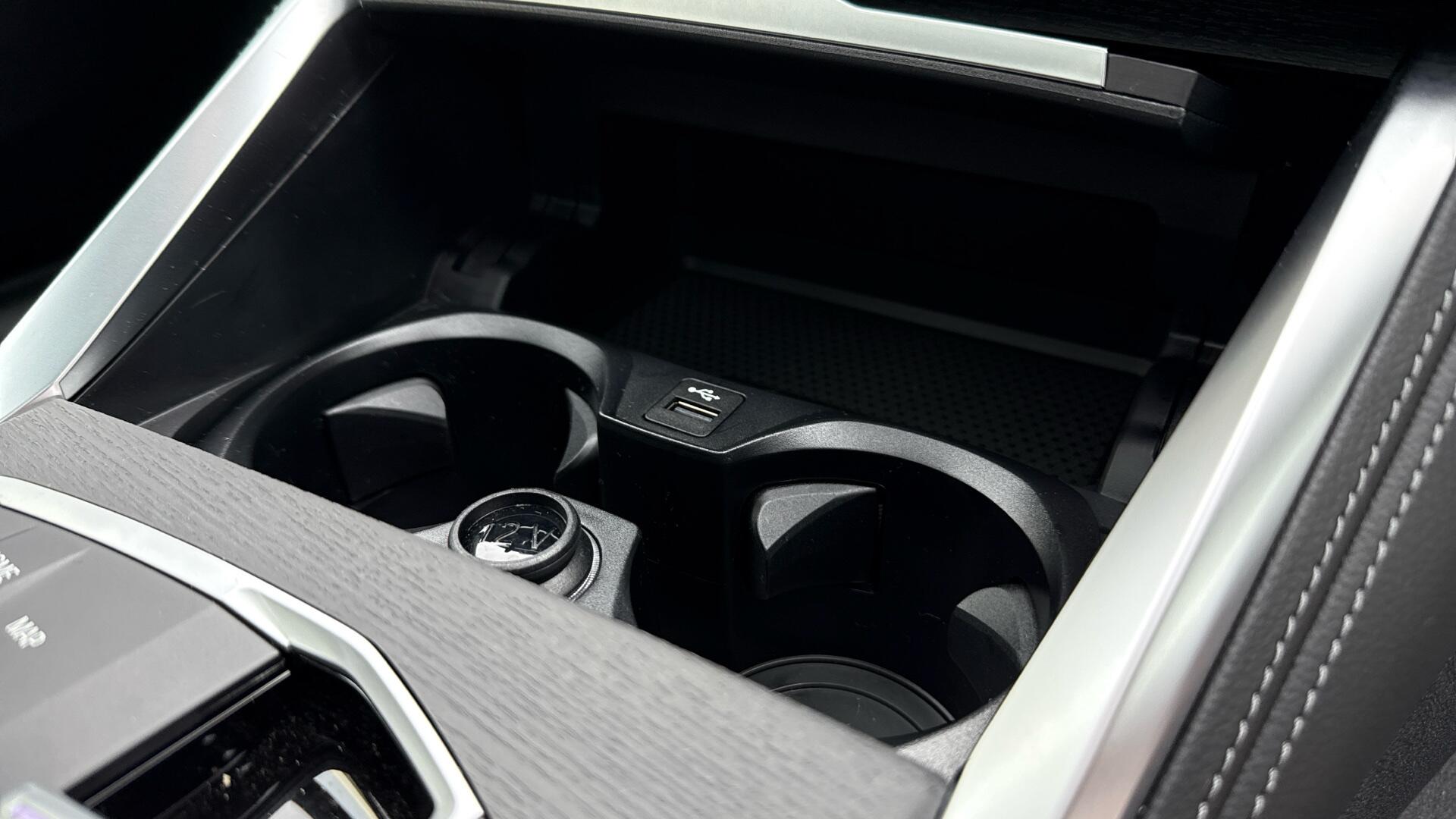 BMW i4 view 29