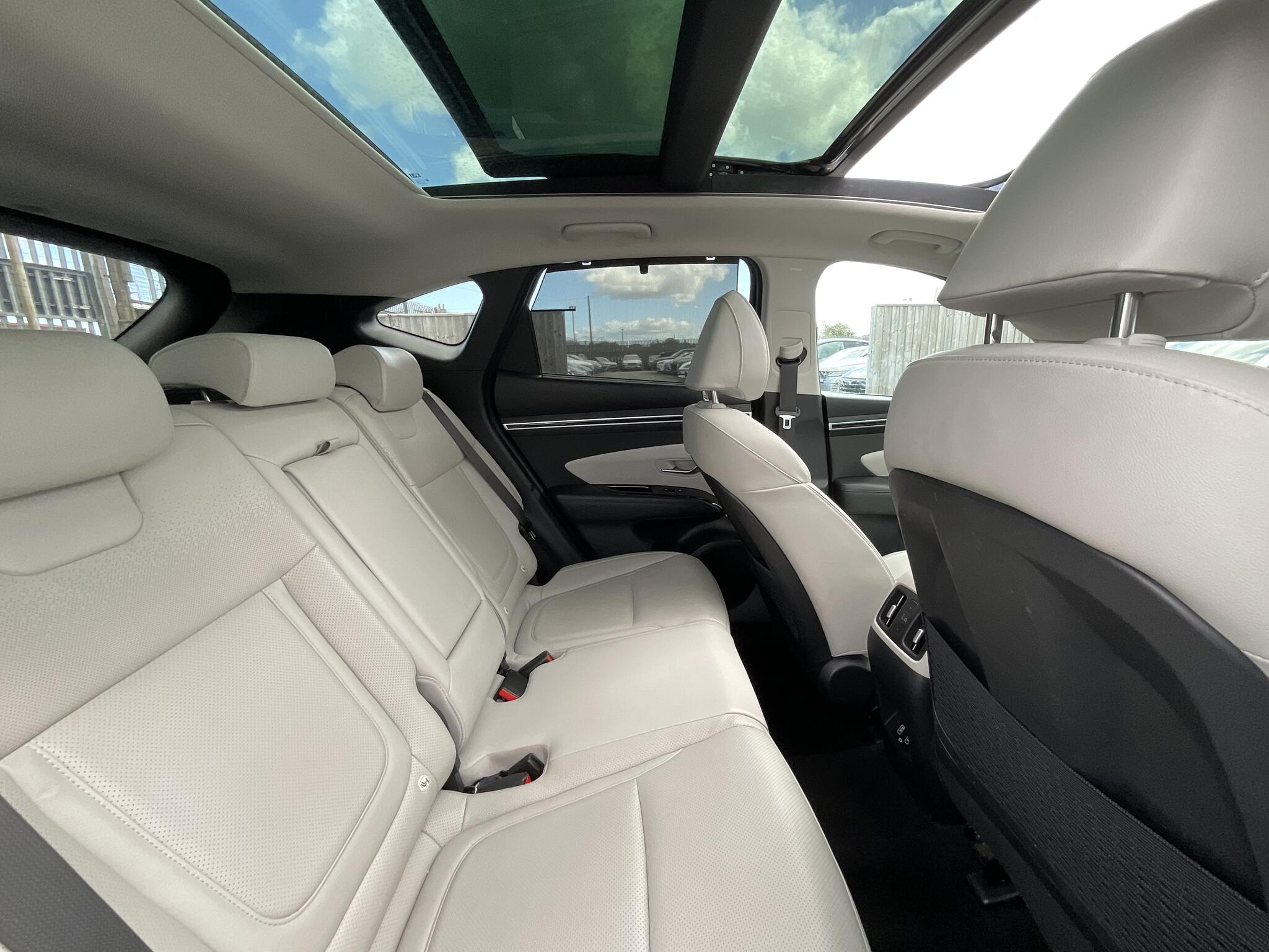 Hyundai Tucson view 12