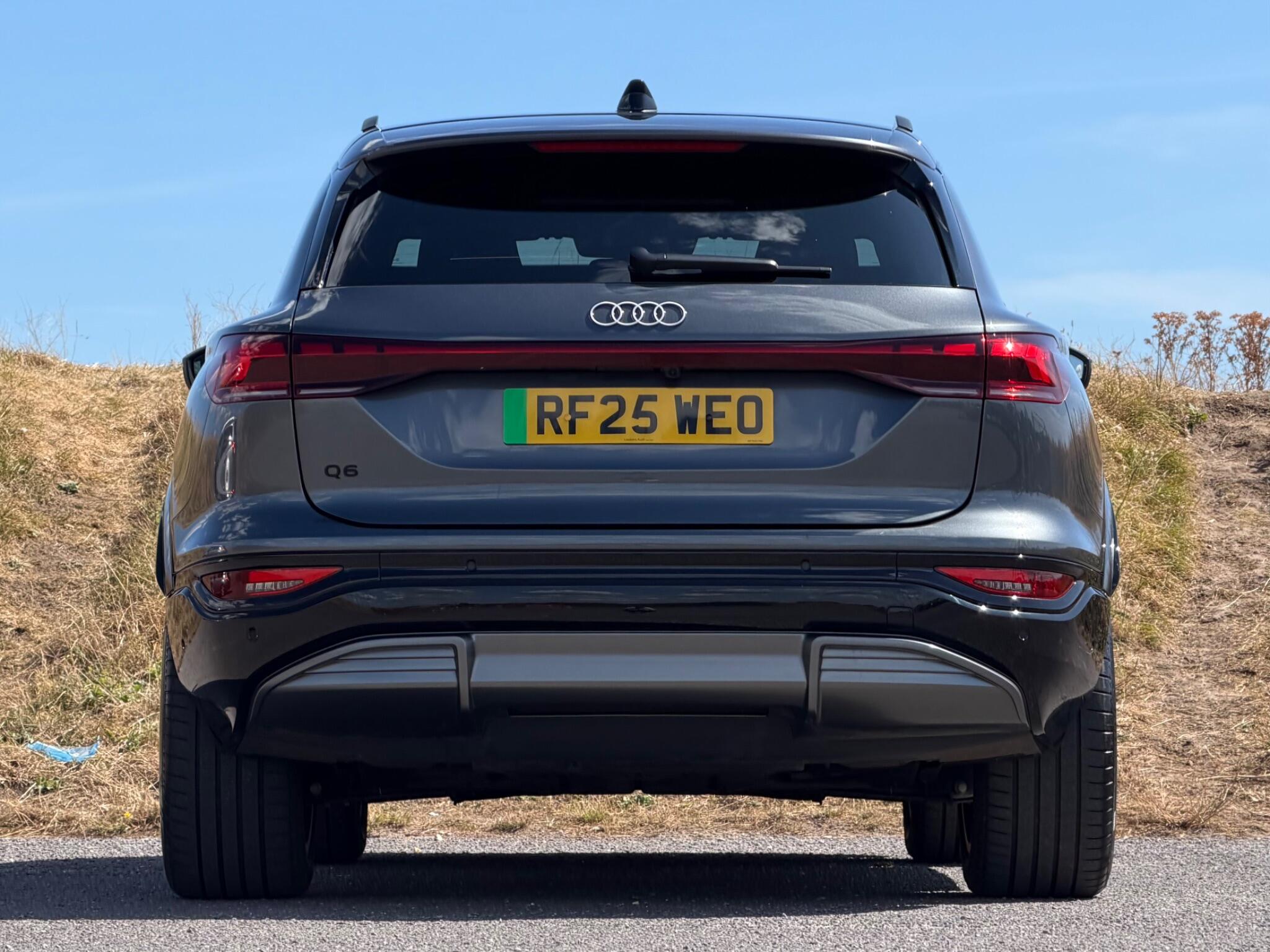 Audi E-Tron view 49