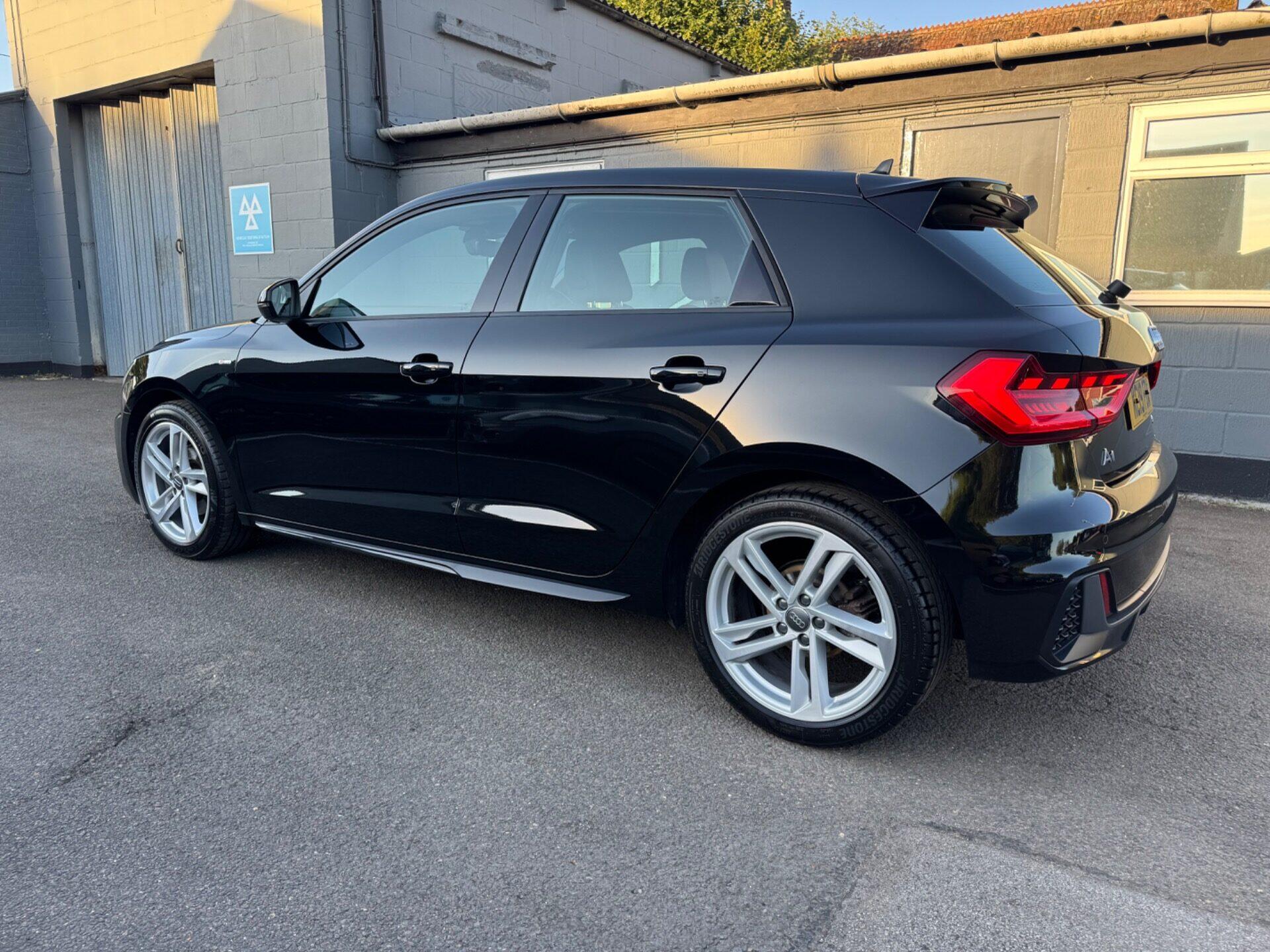 Audi A1 view 26