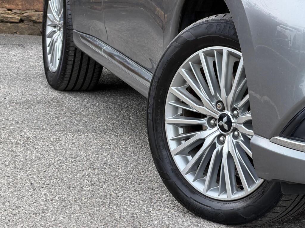 Mitsubishi Outlander view 49