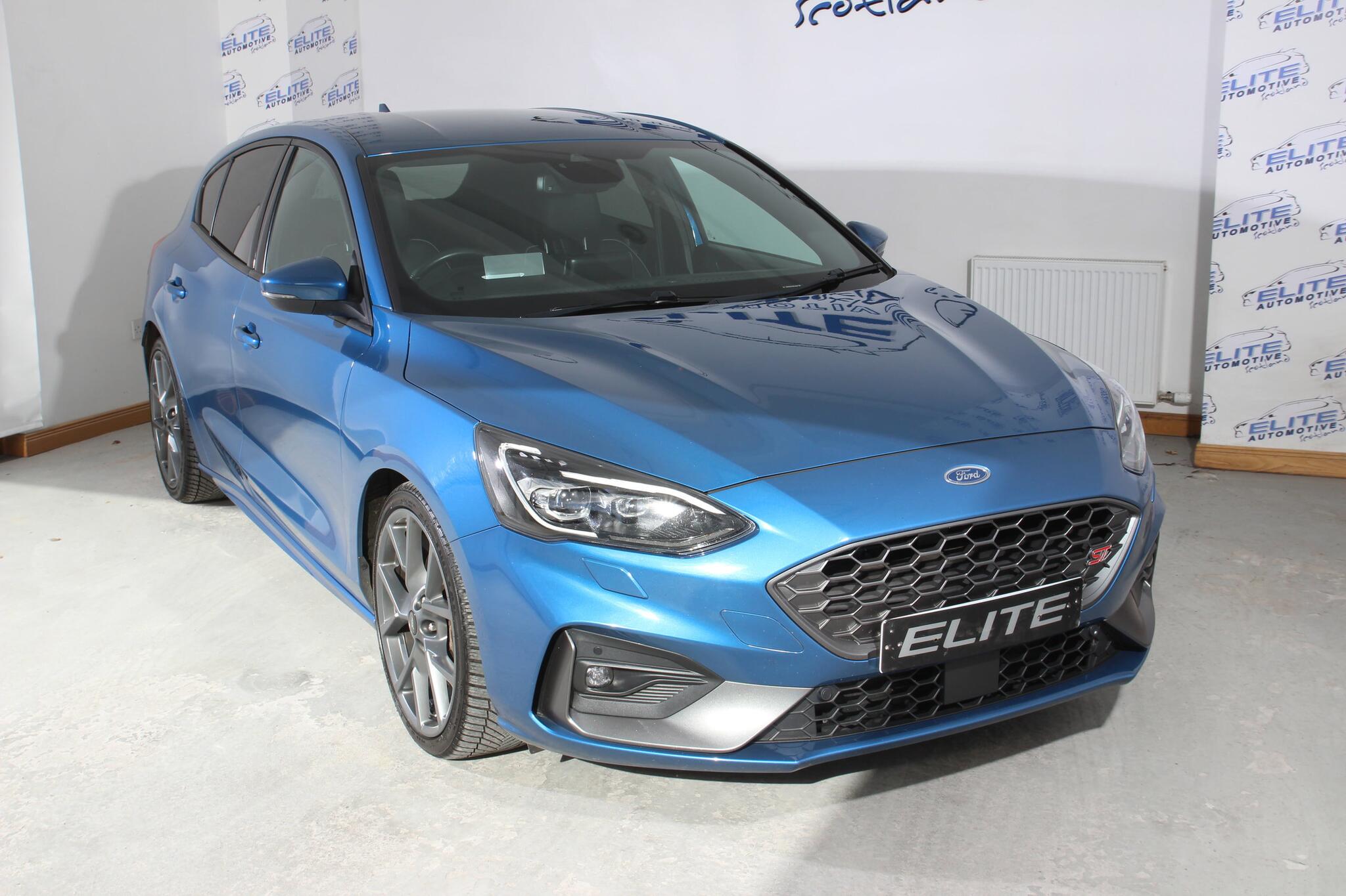 Ford Focus view 4